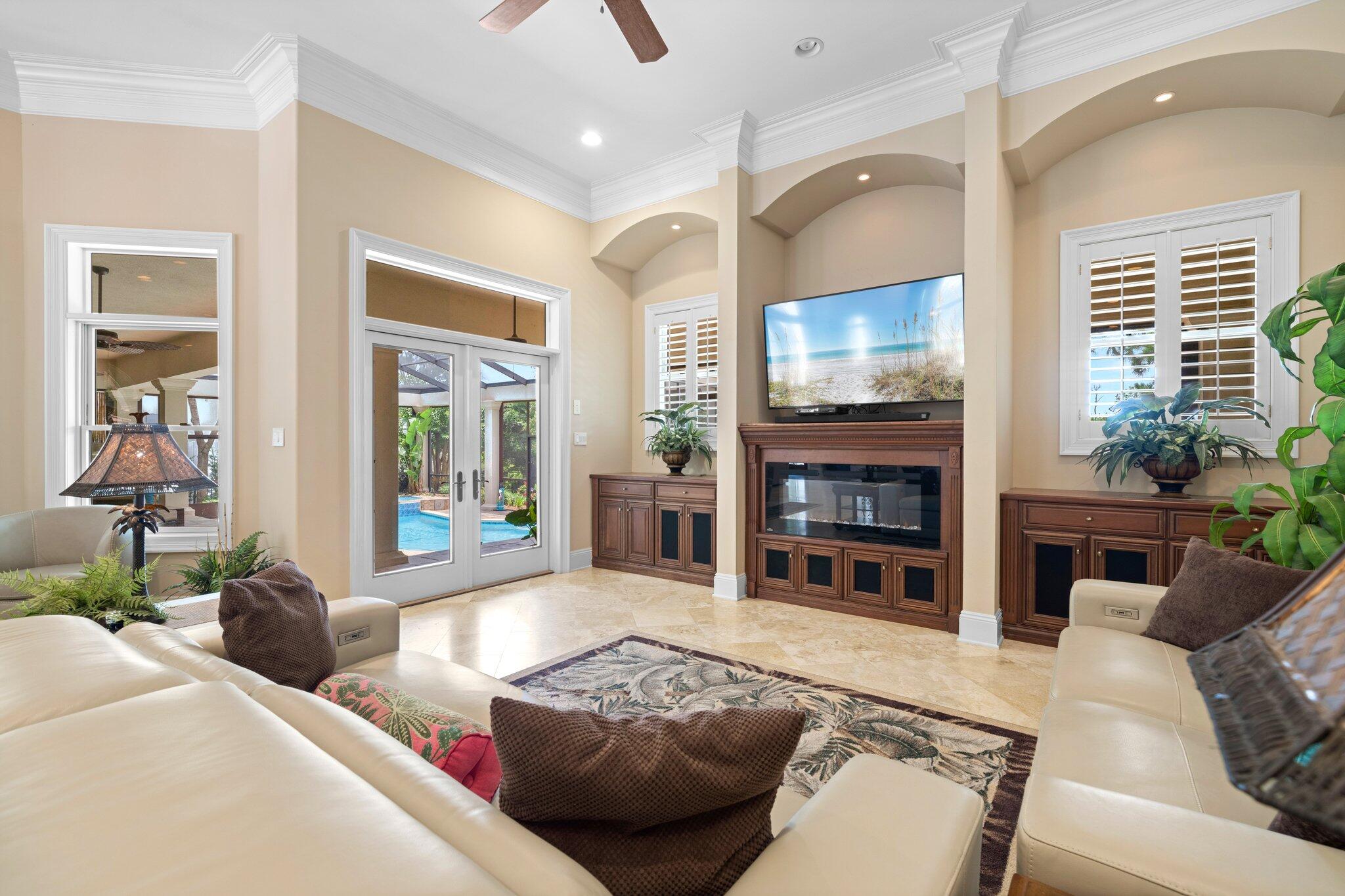 REGATTA BAY PH 1 - Residential