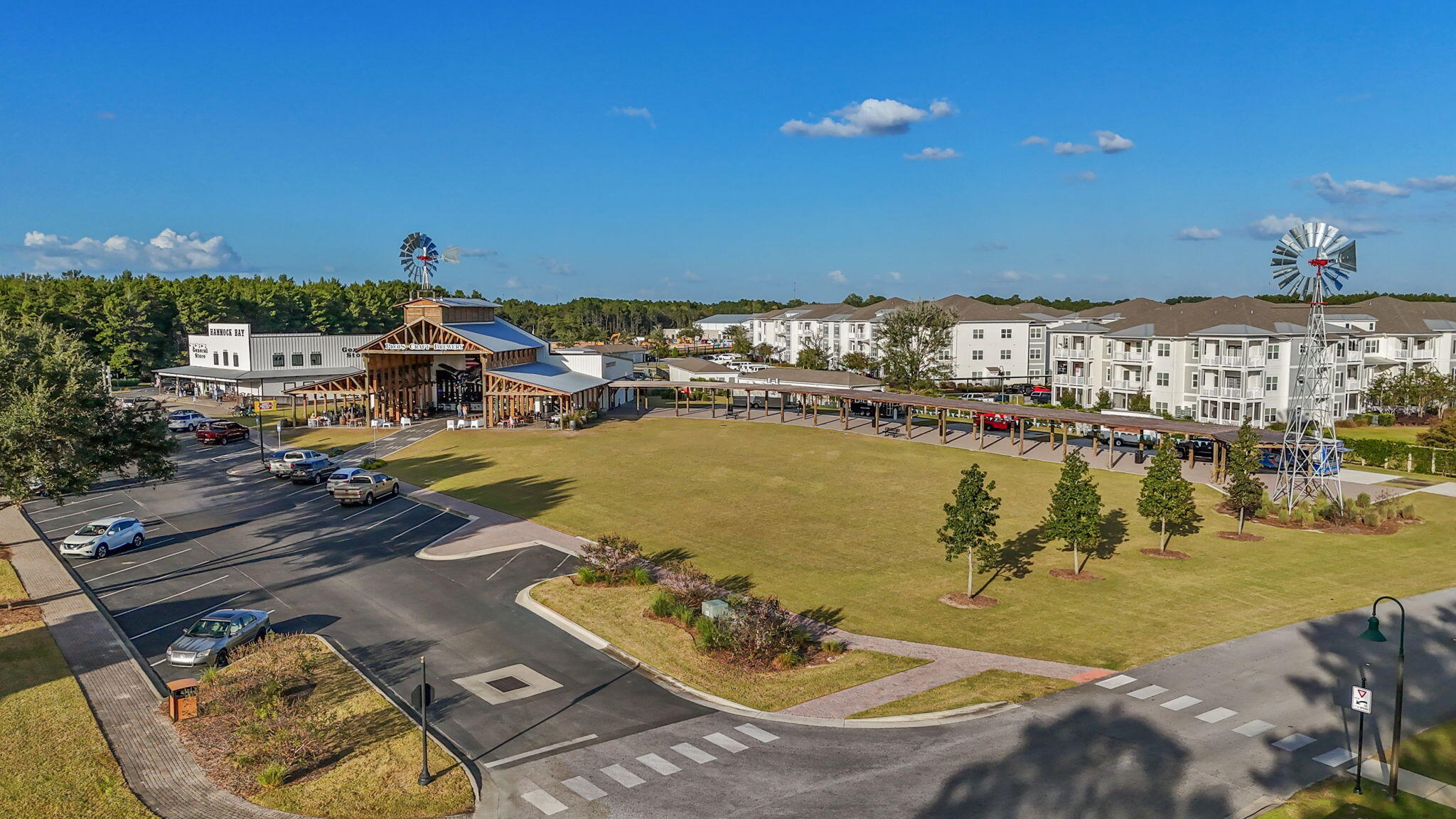 HAMMOCK BAY - Residential