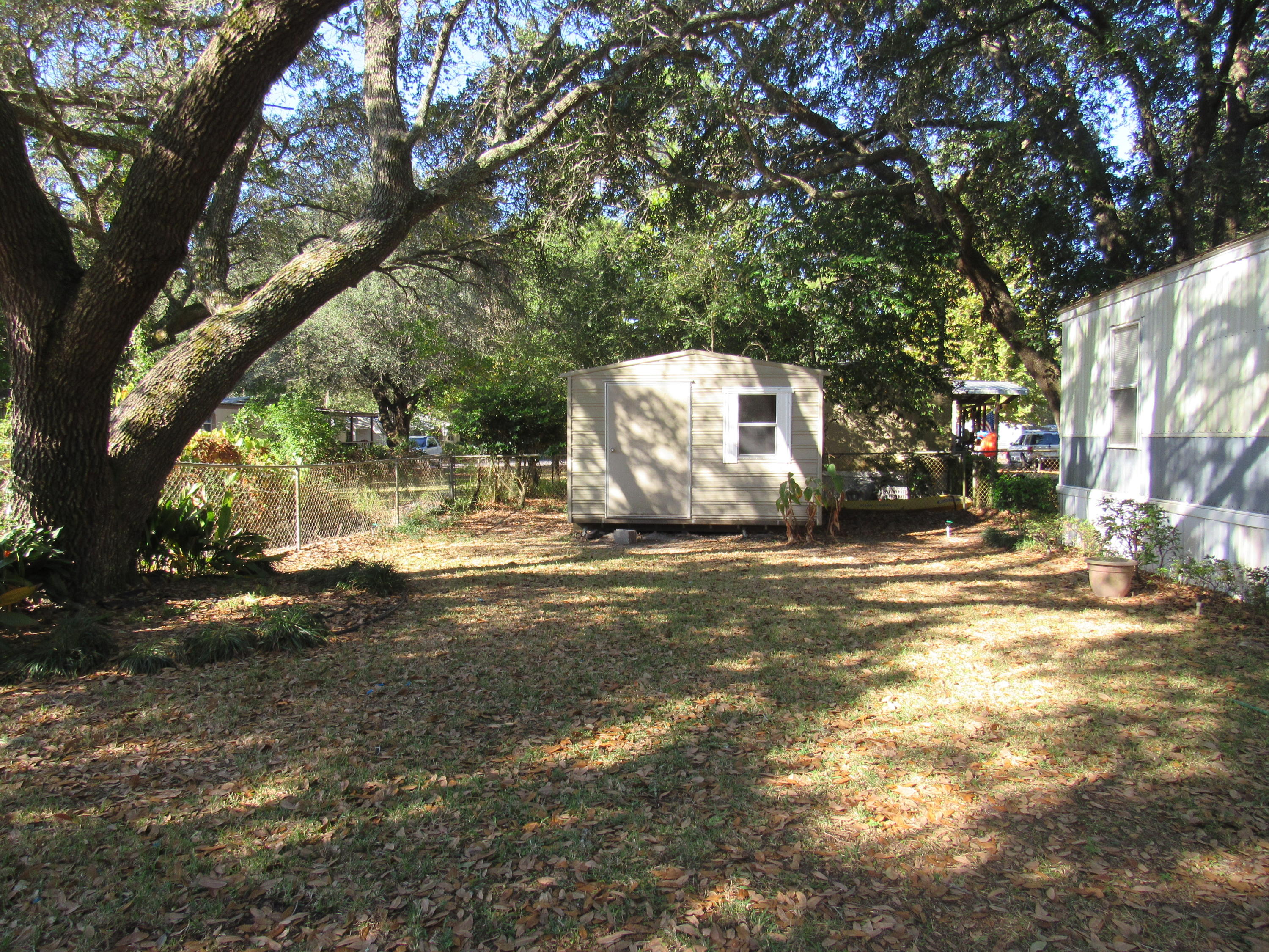 METES & BOUNDS - Residential Lease