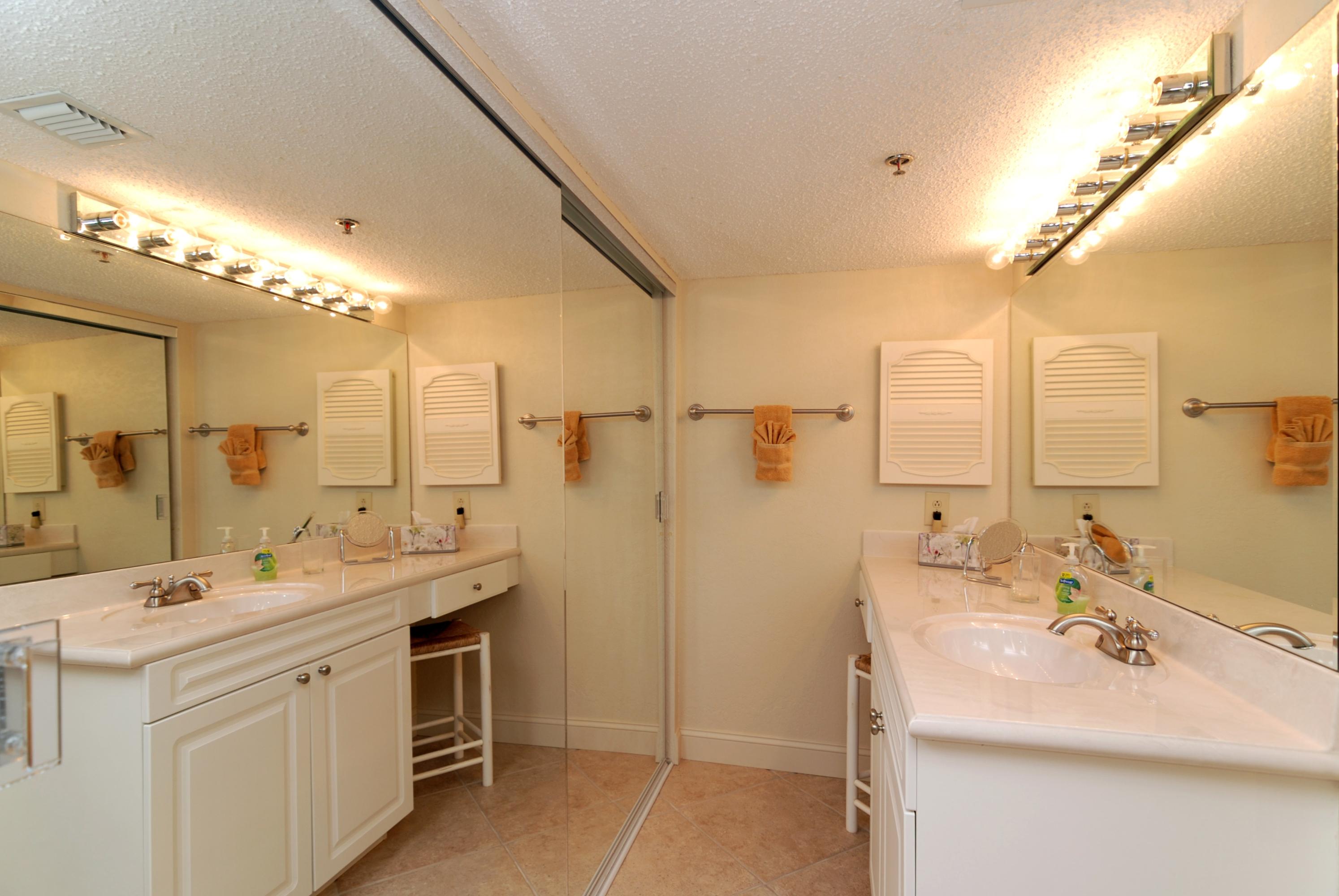 MAINSAIL CONDO PH 4 - Residential