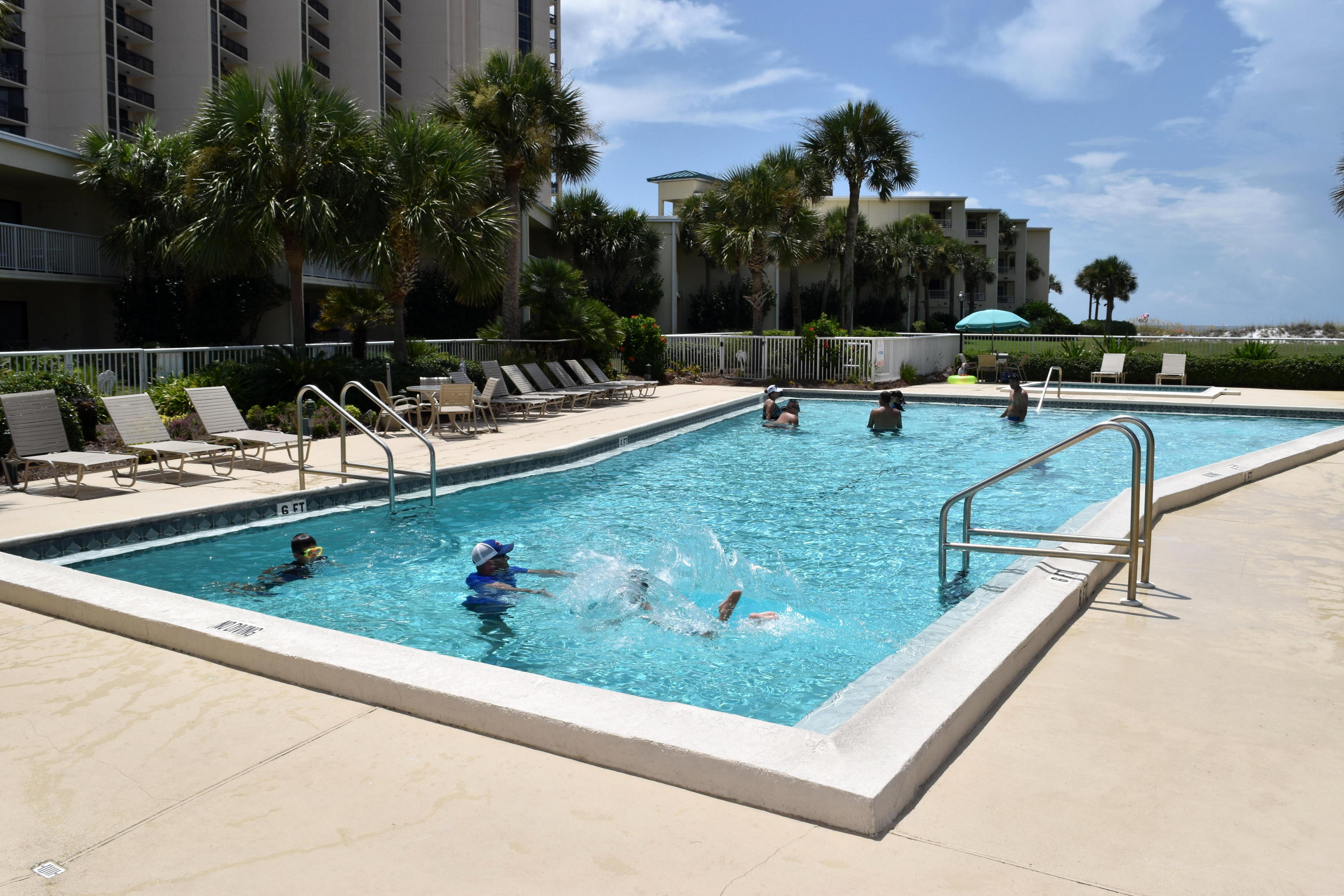 SILVER DUNES - Residential