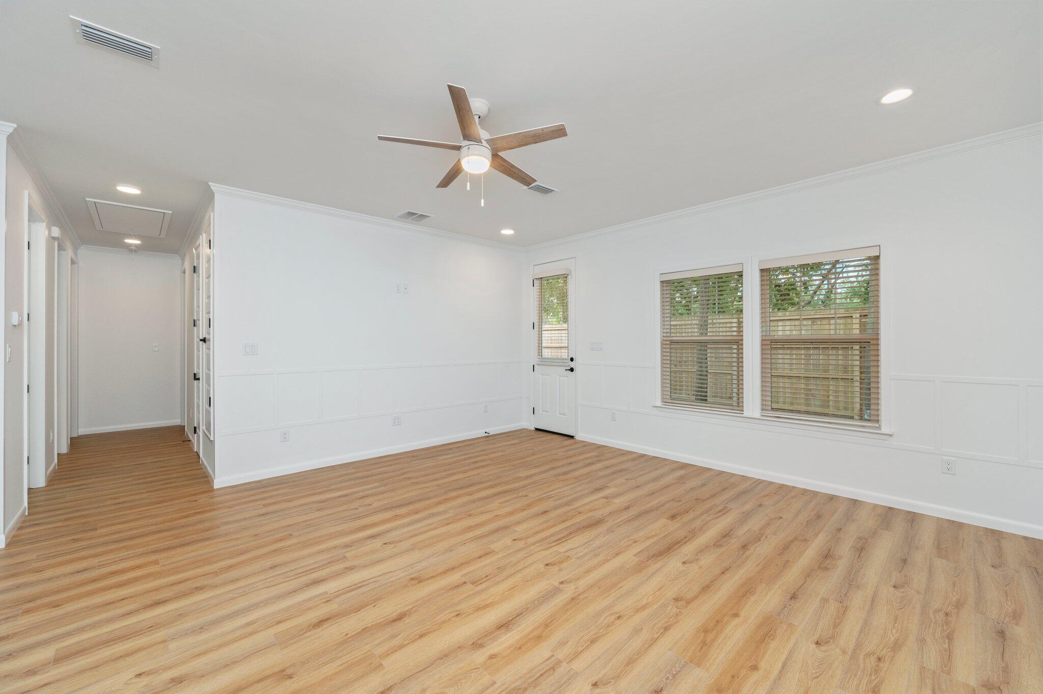 Crestview N 68 Ft Lot 4 Blk 101 - Residential Lease