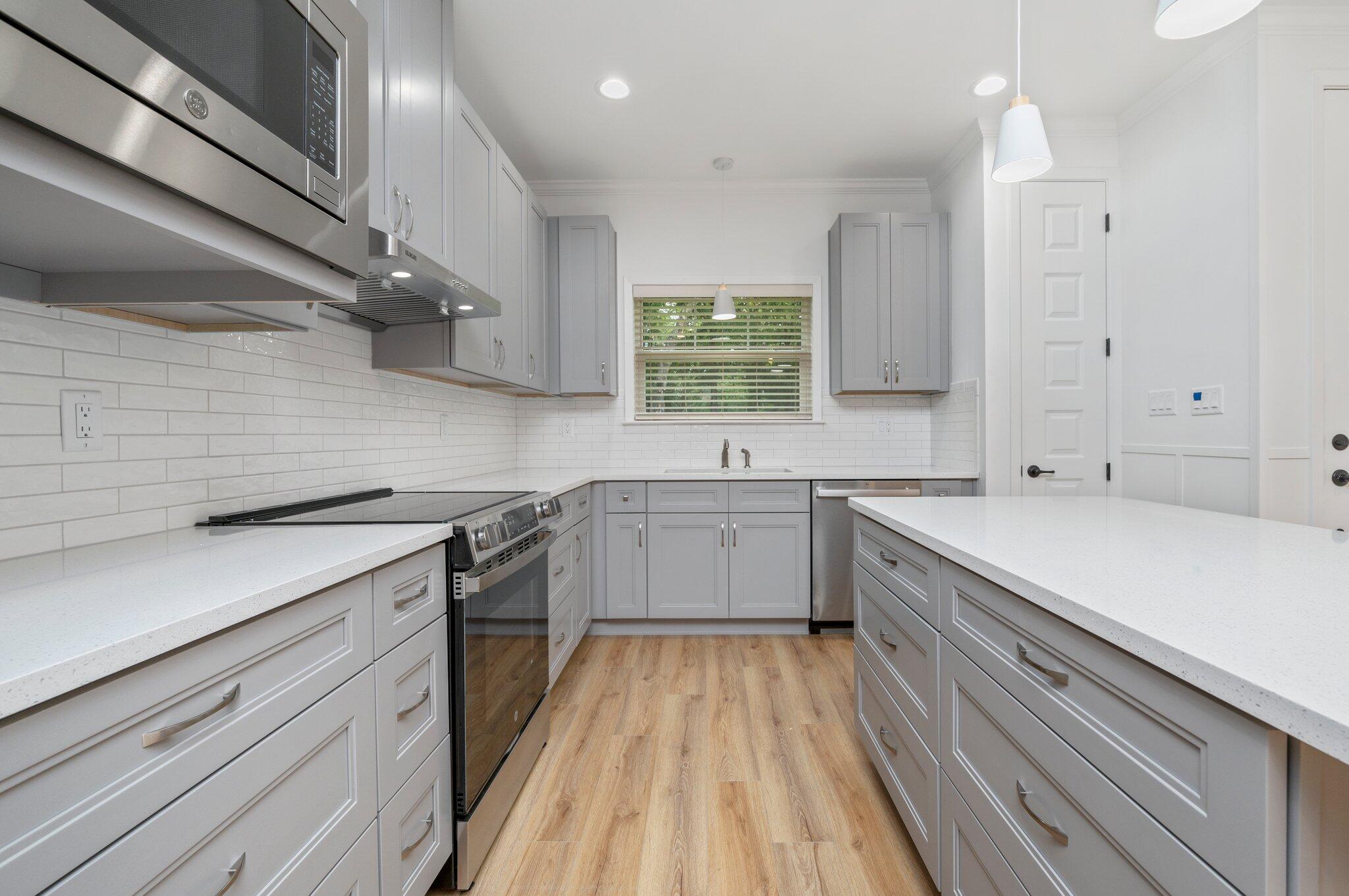 Crestview N 68 Ft Lot 4 Blk 101 - Residential Lease