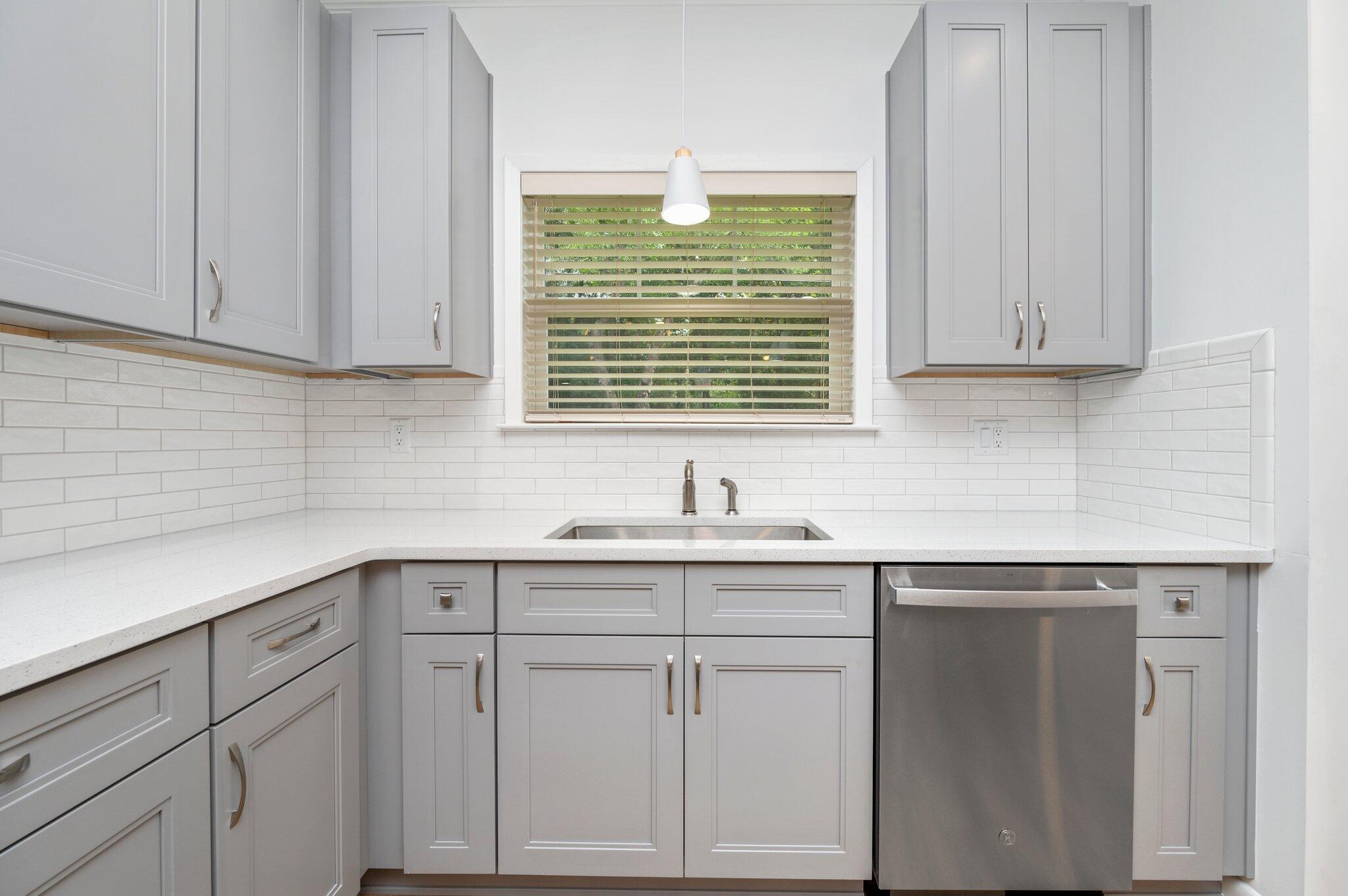 Crestview N 68 Ft Lot 4 Blk 101 - Residential Lease