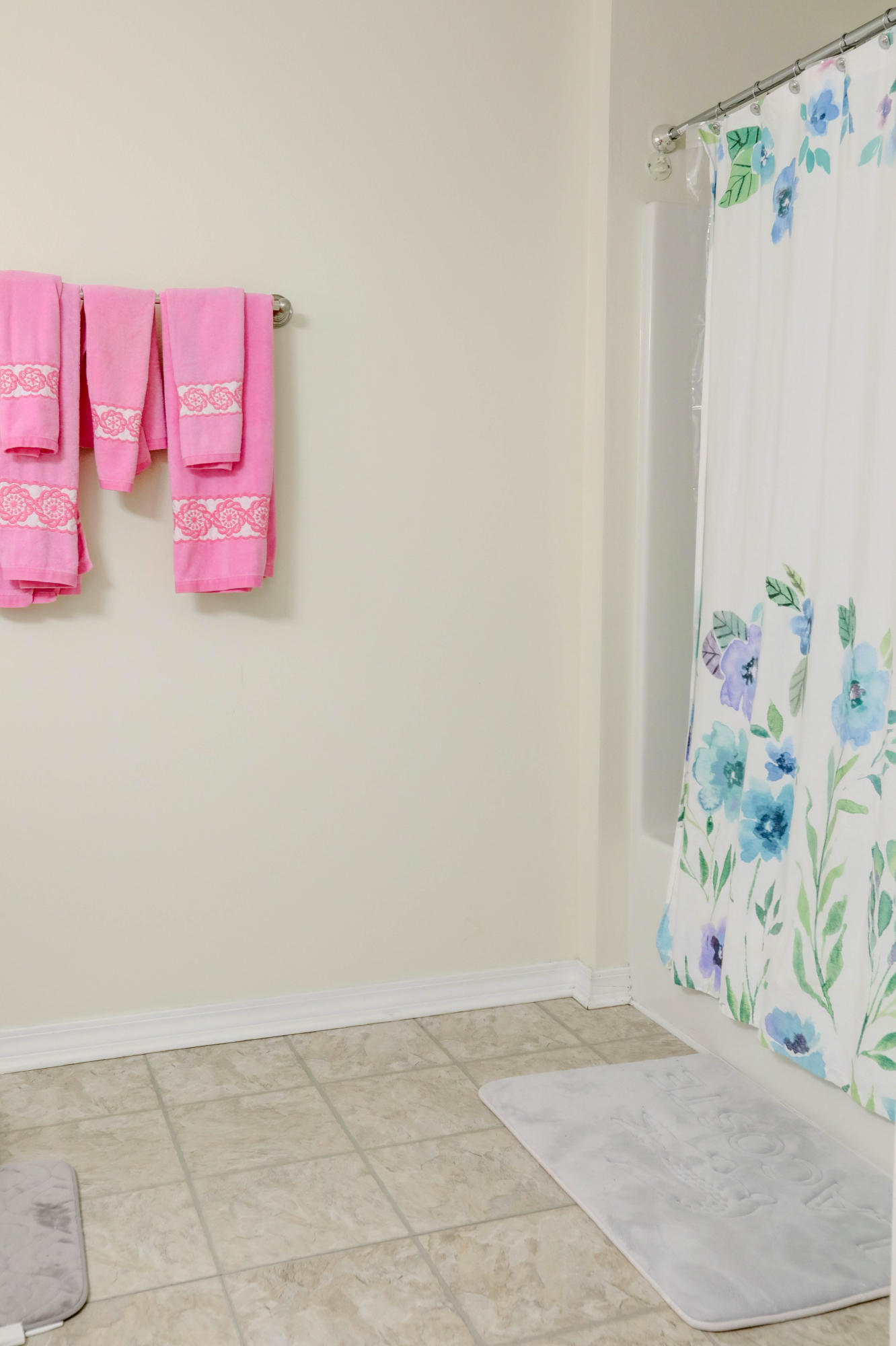 CEDAR RIDGE - Residential