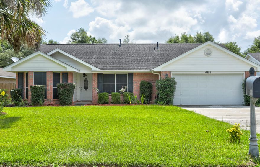Charming and well maintained 3 bedroom, 2 bathroom home located in the Cedar Ridge subdivision. This home includes newly updated laminate floors. The kitchen has stainless steel appliances with a nice breakfast bar. Master bedroom with ensuite including double vanity. A large driveway with double car garage, owner installed heat suction in the garage, large fenced in back yard with shed. Sprinkler system updated.