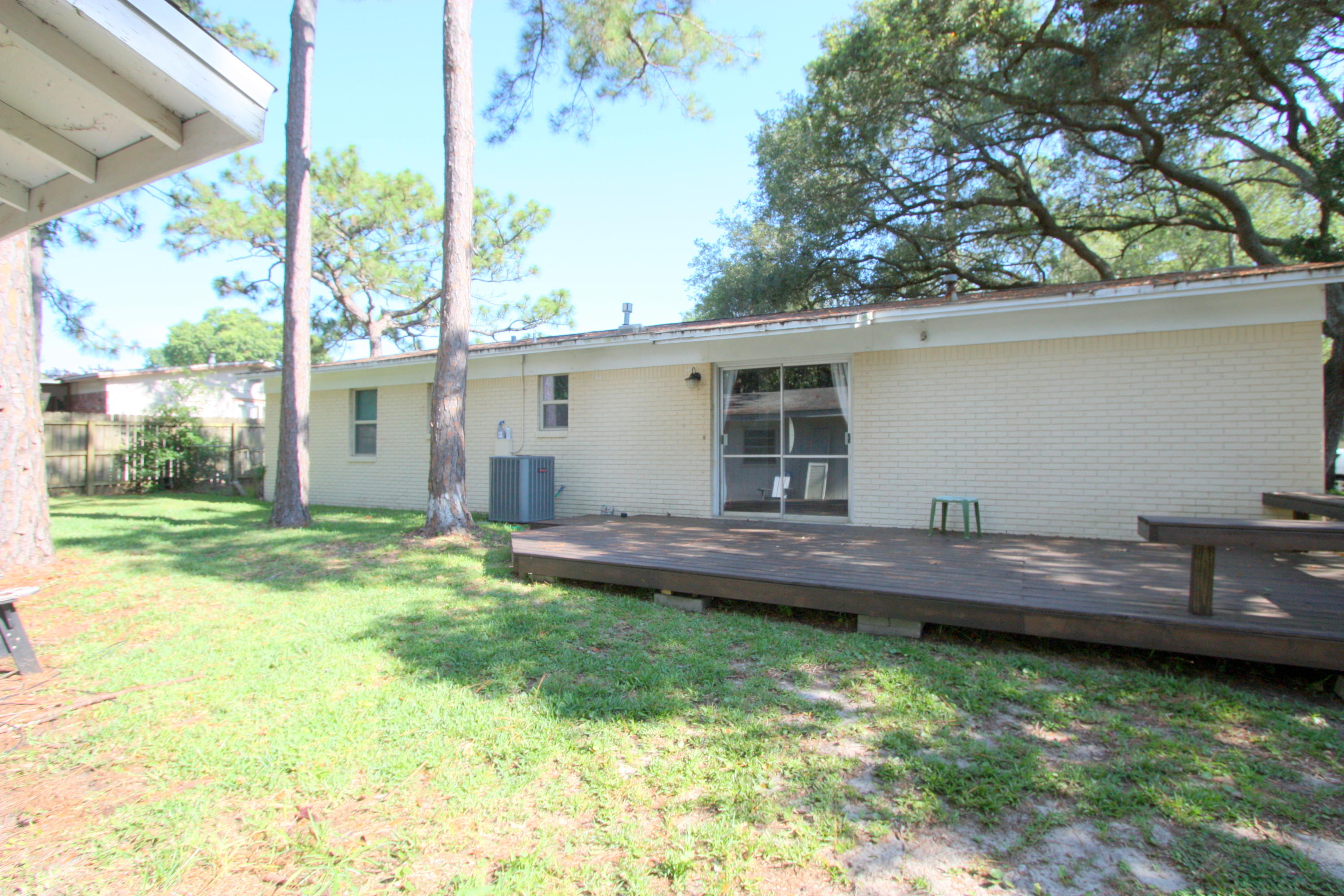 OAKLAND HEIGHTS - Residential