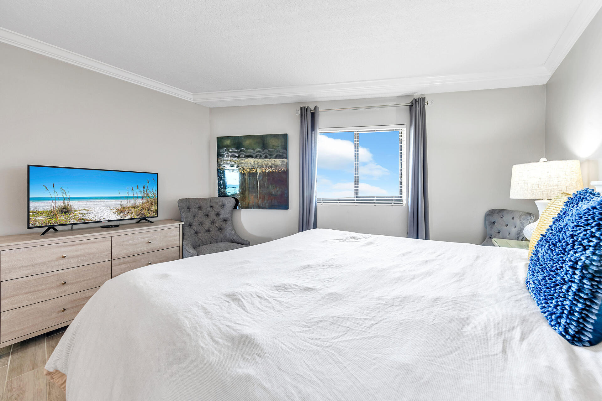 EDGEWATER BEACH CONDO PH 1 - Residential Lease