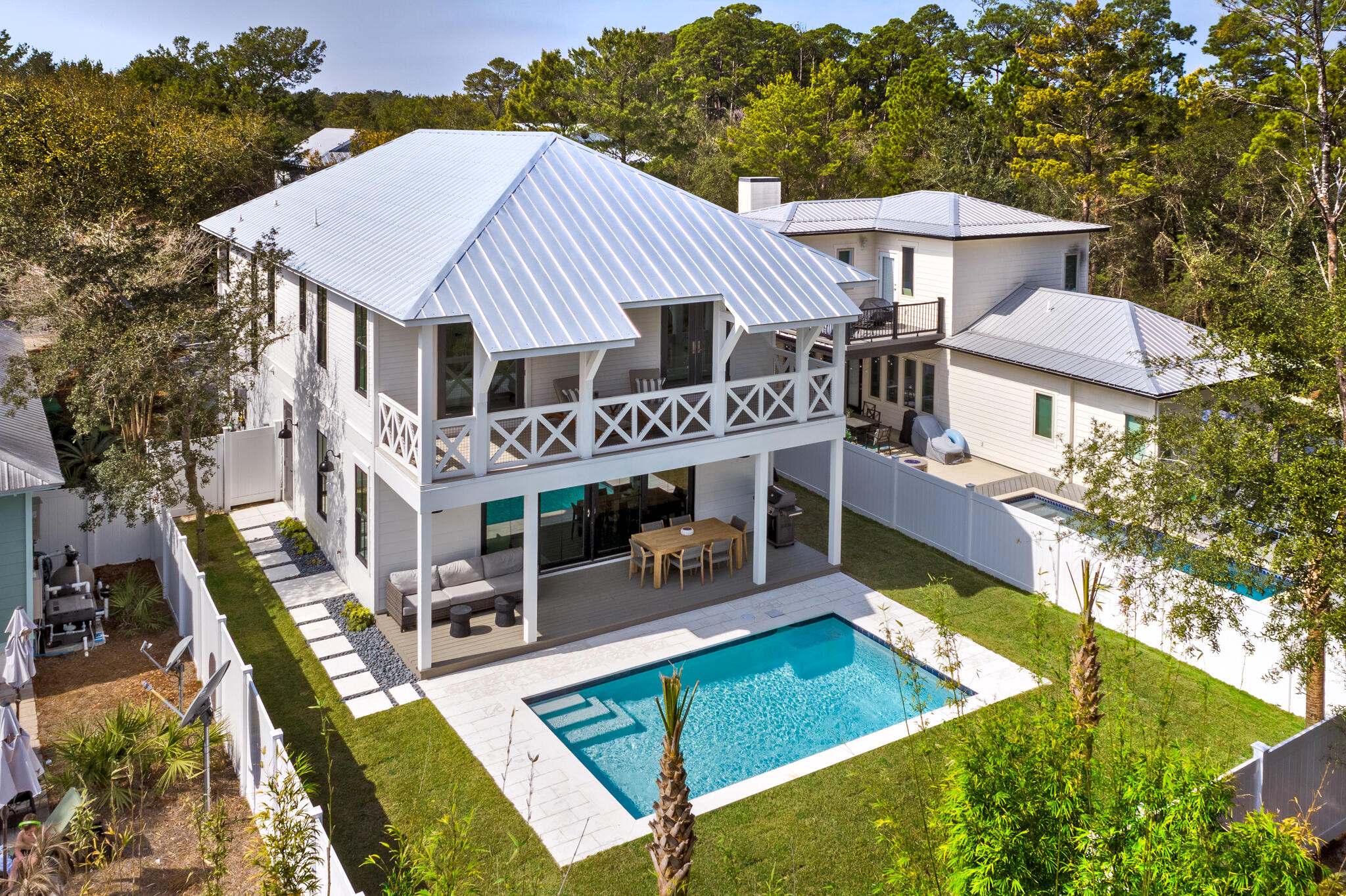 WHITES GULFVIEW ESTATES - Residential
