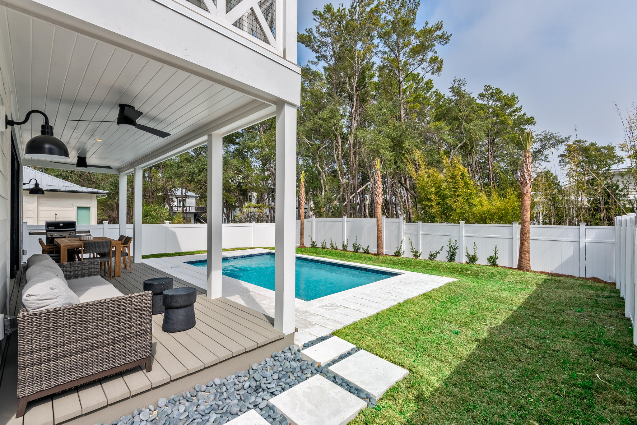 WHITES GULFVIEW ESTATES - Residential
