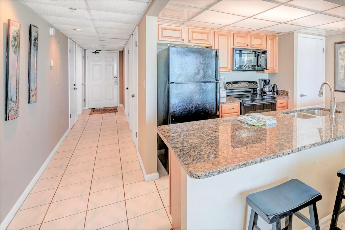 EDGEWATER TOWER 3 - Residential