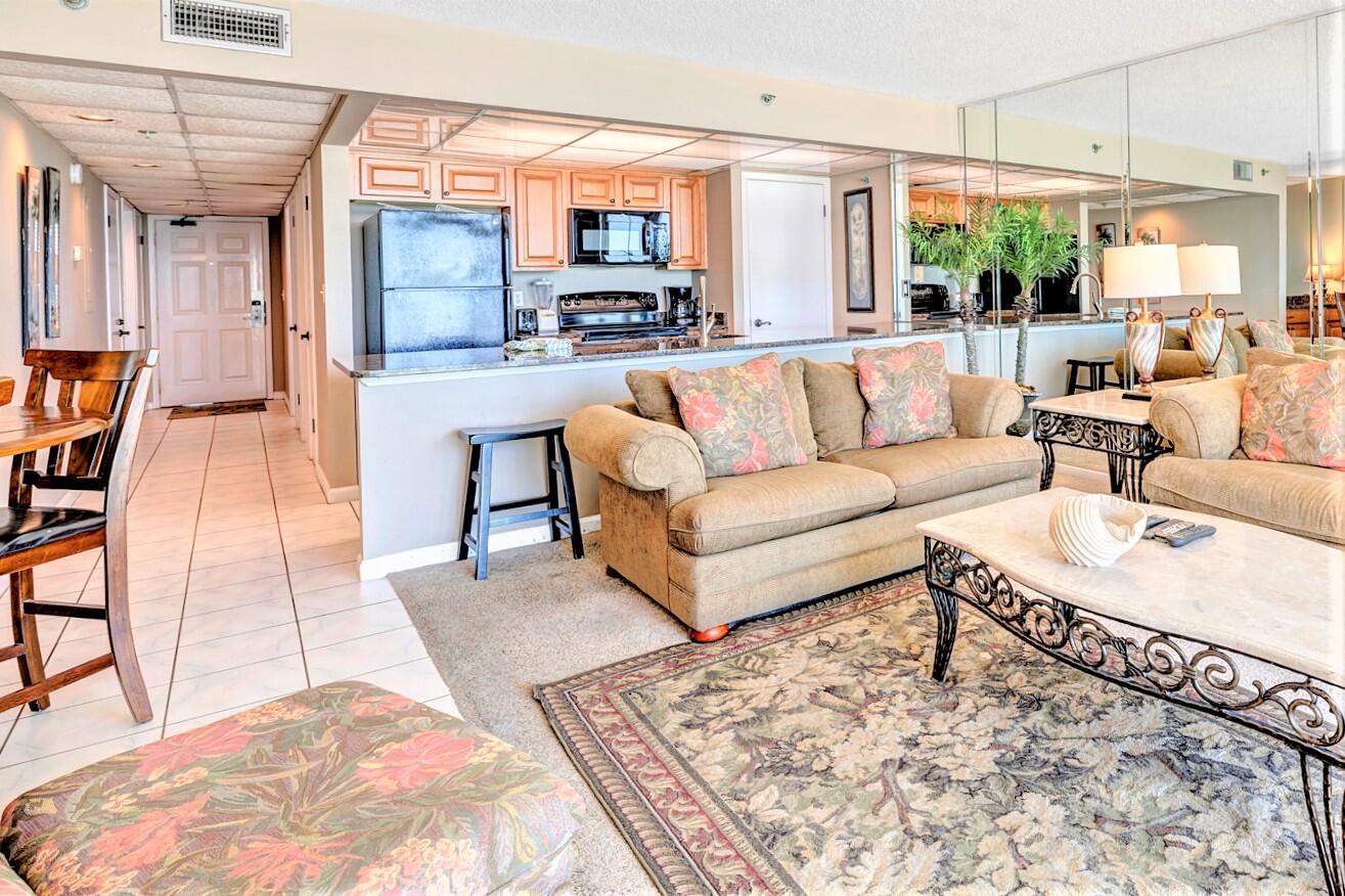 EDGEWATER TOWER 3 - Residential