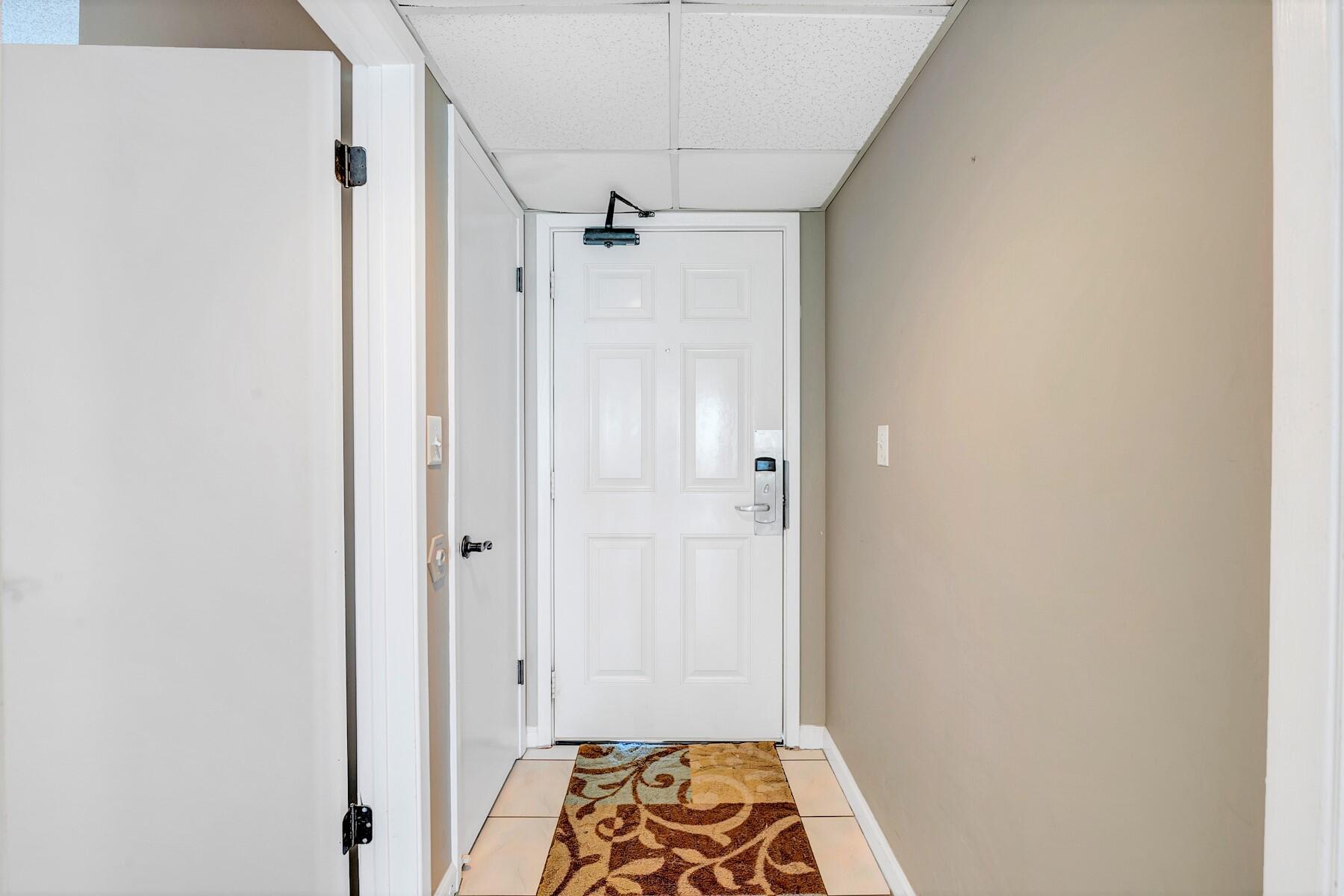 EDGEWATER TOWER 3 - Residential