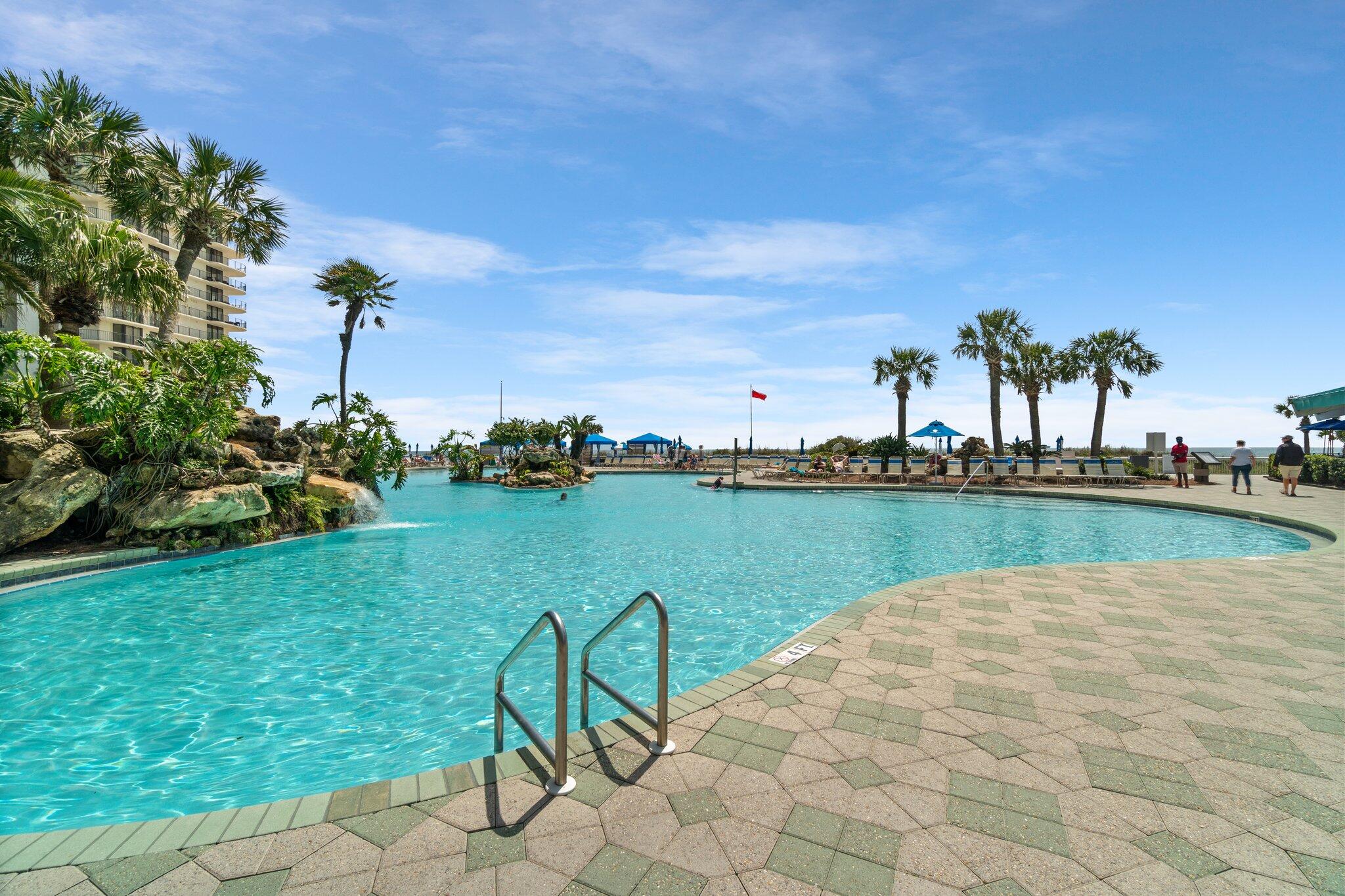 EDGEWATER TOWER 3 - Residential