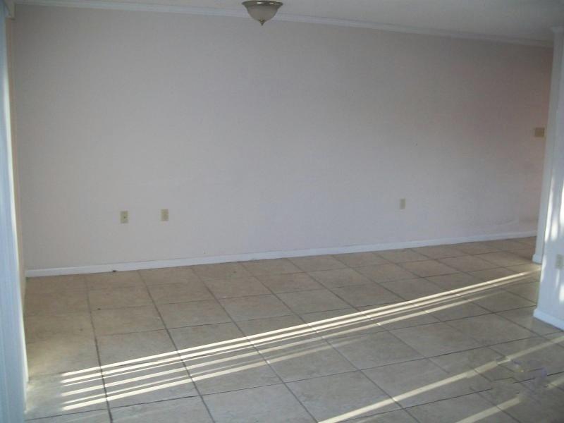 SPANISH VILLAS CONDO - Residential