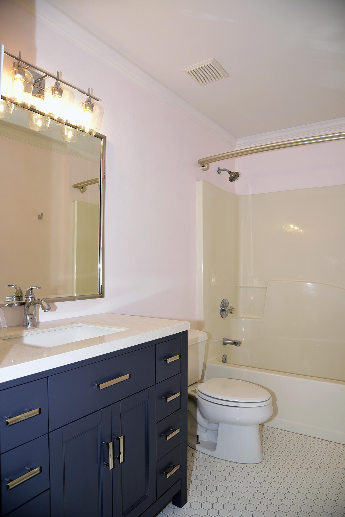 RAINTREE ESTATES - Residential