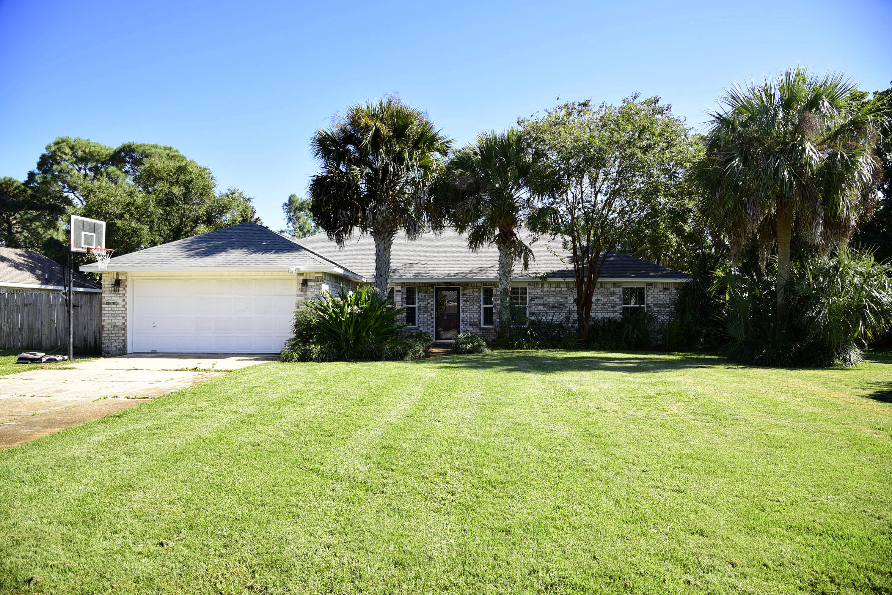 RAINTREE ESTATES - Residential