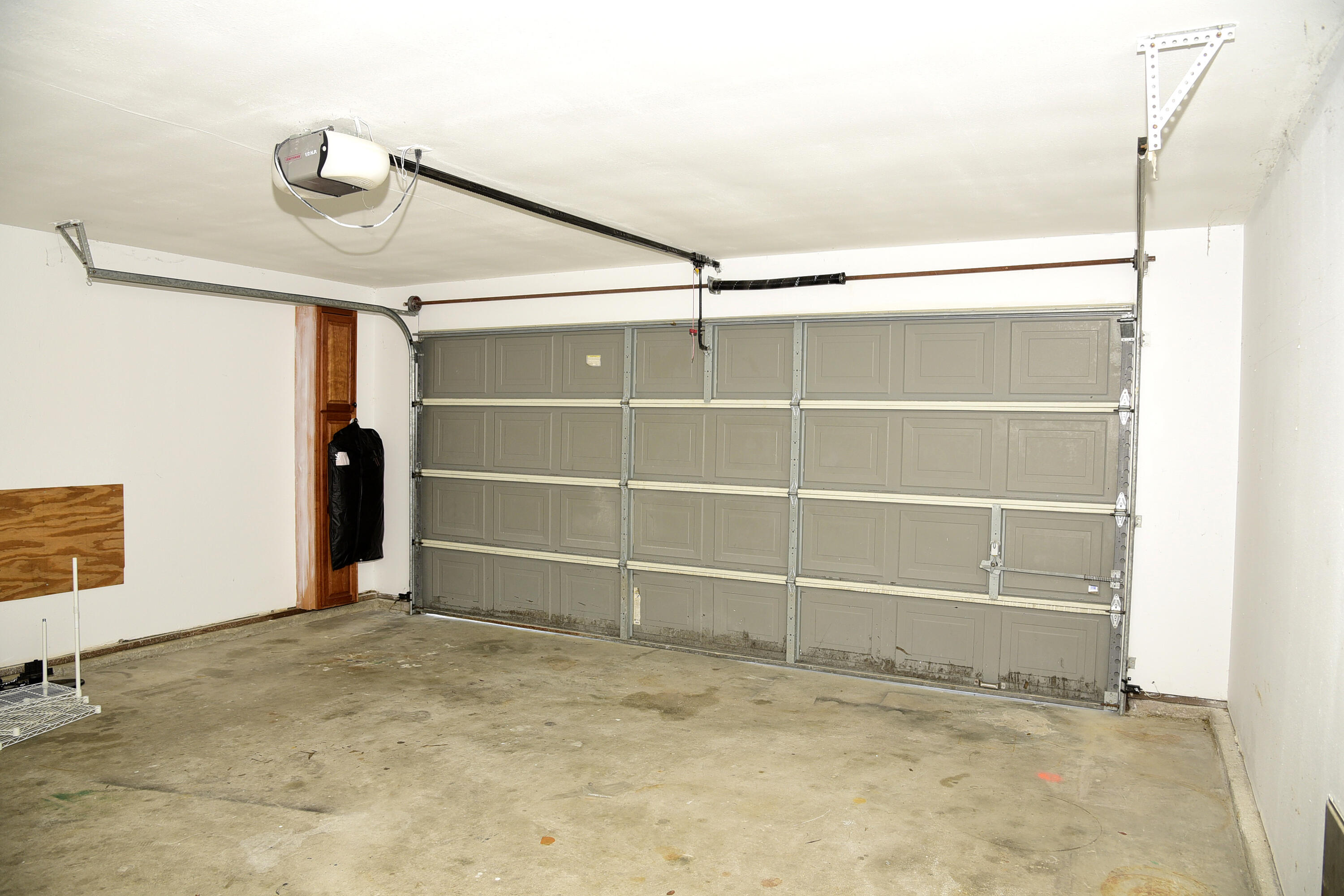 RAINTREE ESTATES - Residential