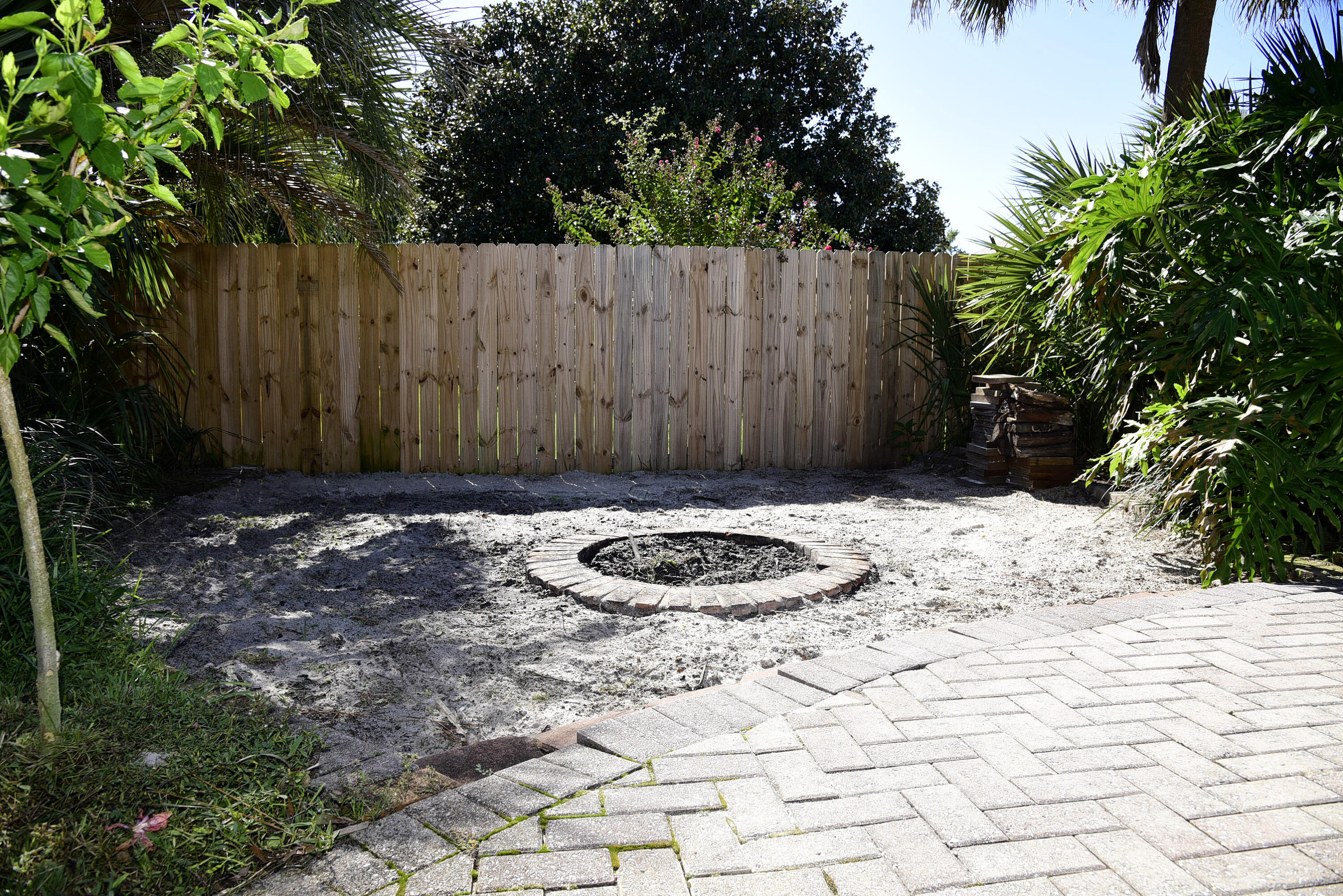 RAINTREE ESTATES - Residential