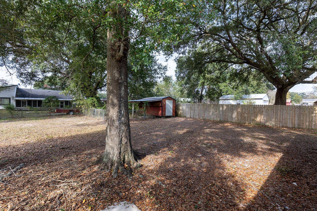 WELLINGTON FOREST - Residential