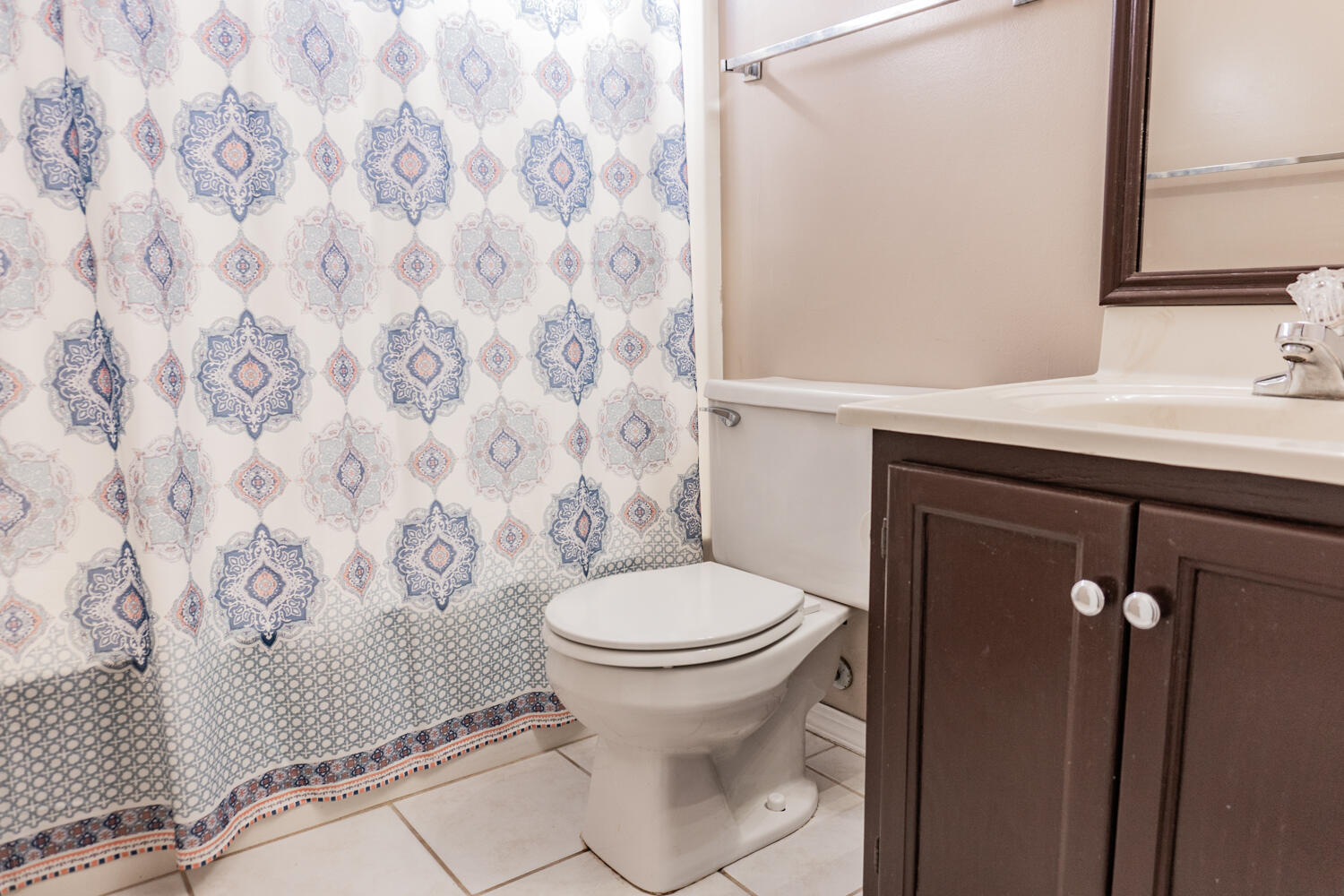 PAGE PLACE - Residential Lease