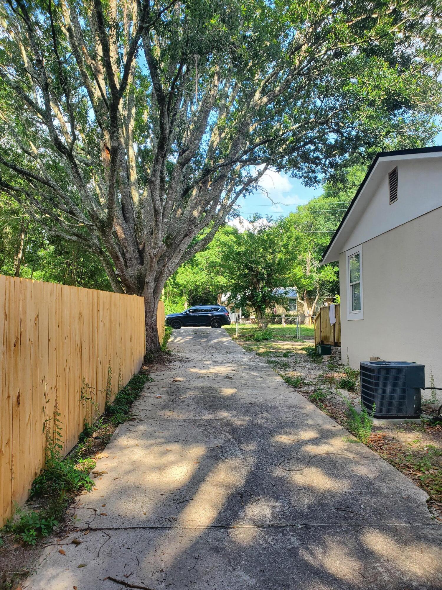 NORTHWOOD ADDN - Residential