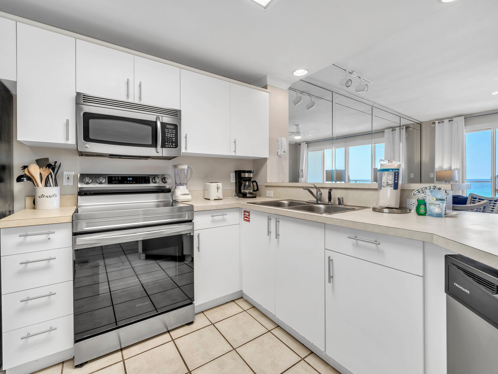 STERLING SANDS CONDO - Residential