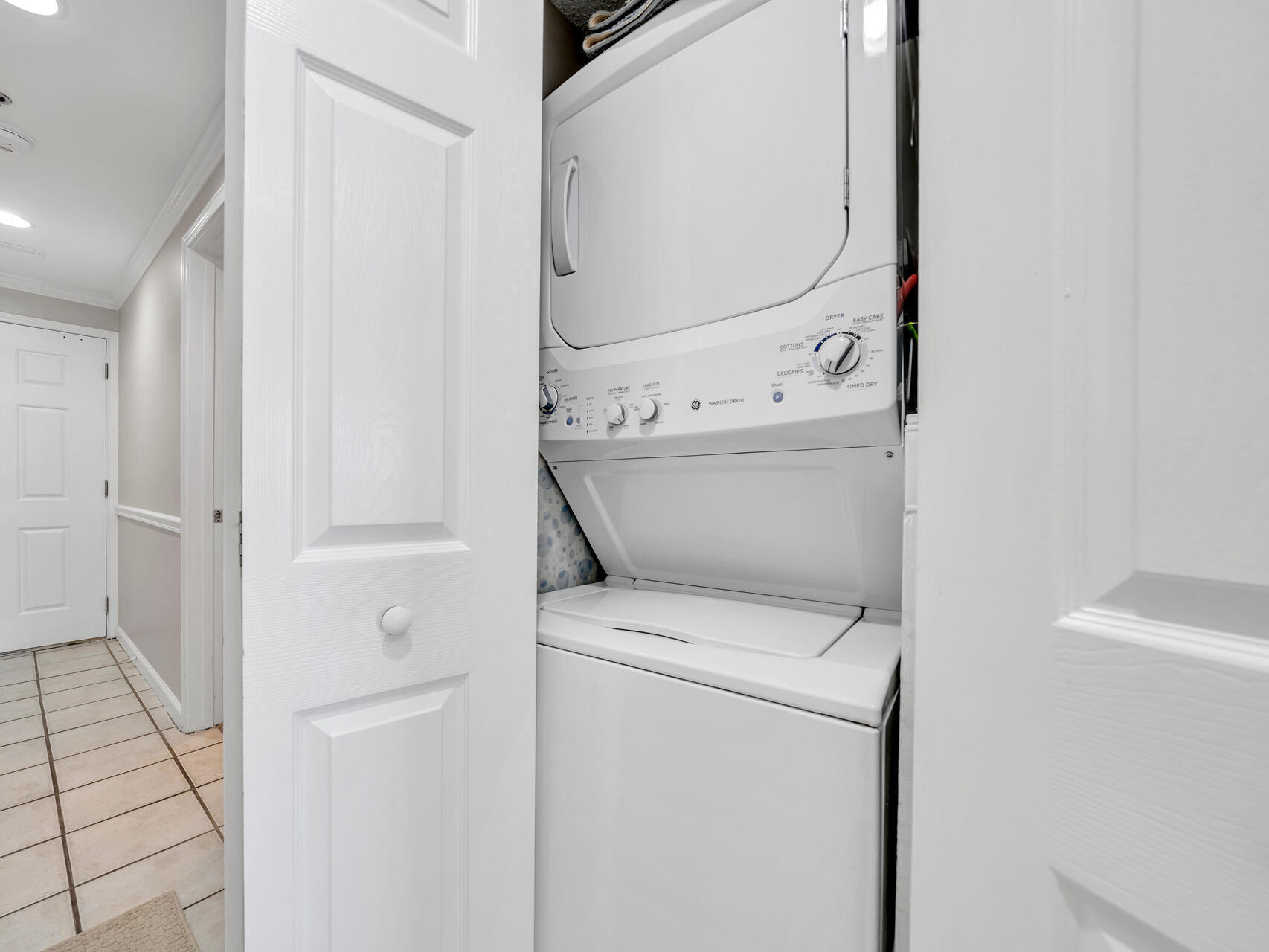 STERLING SANDS CONDO - Residential