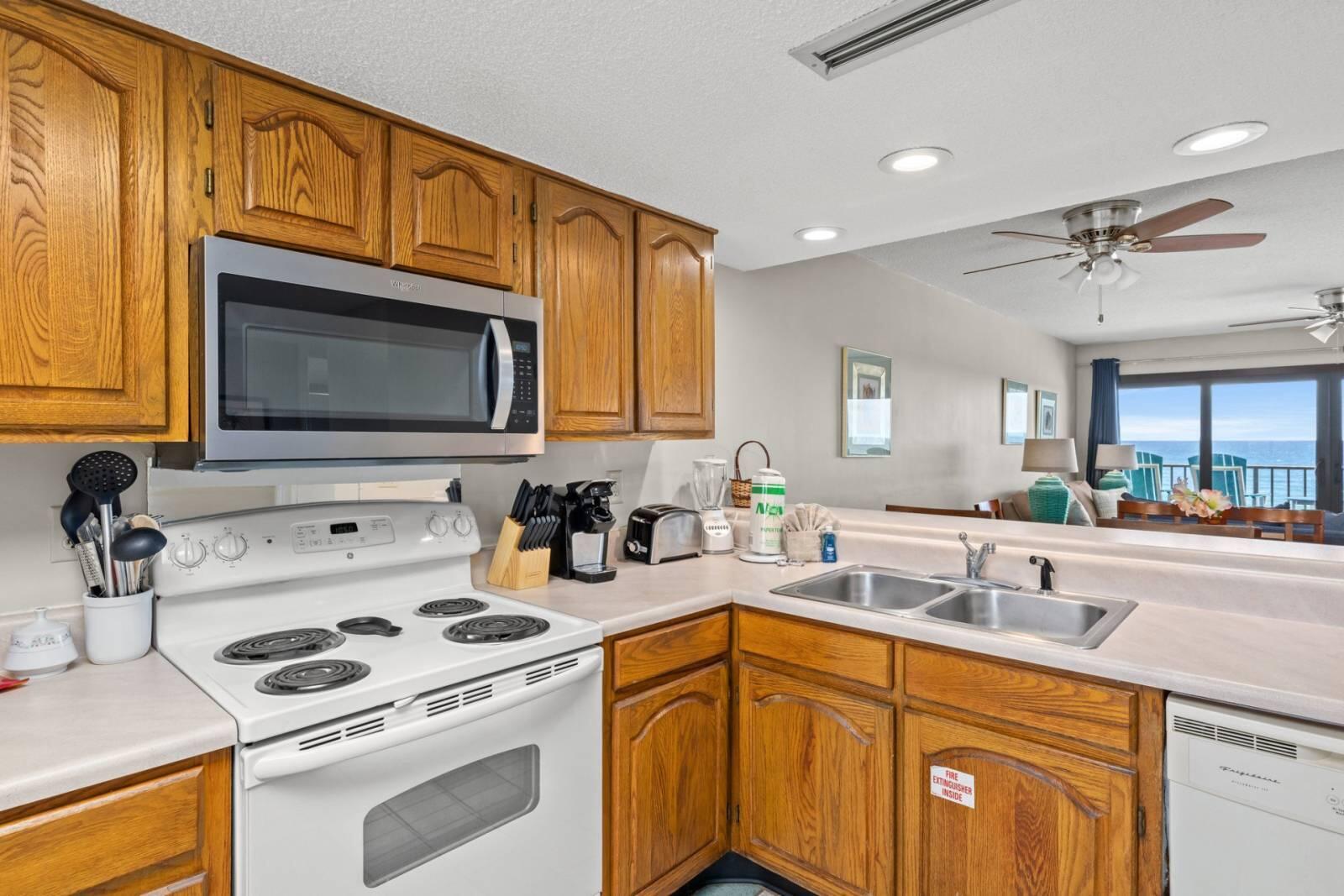 The Commodore - Residential