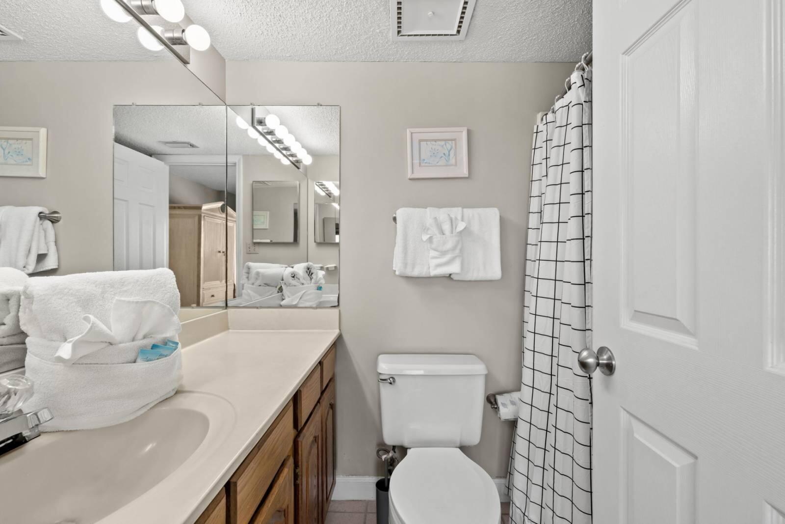 The Commodore - Residential