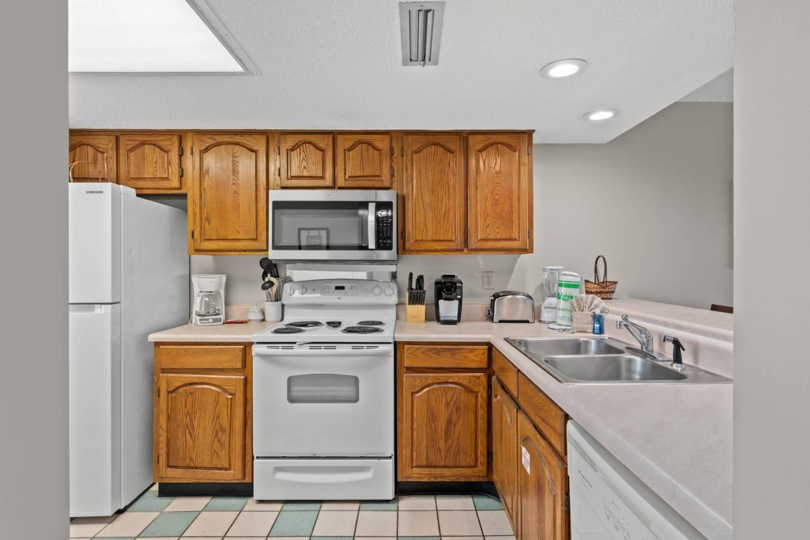 The Commodore - Residential