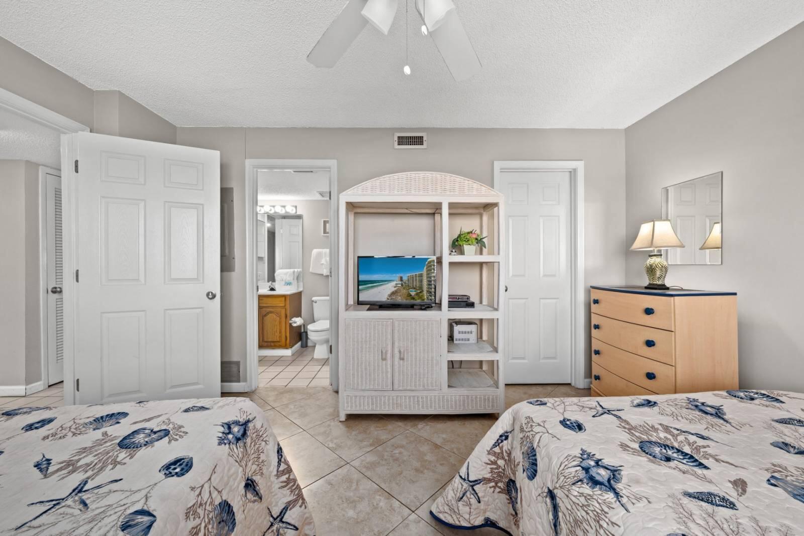 The Commodore - Residential