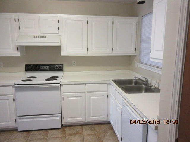 SCHNEIDER DRIVE T/H - Residential