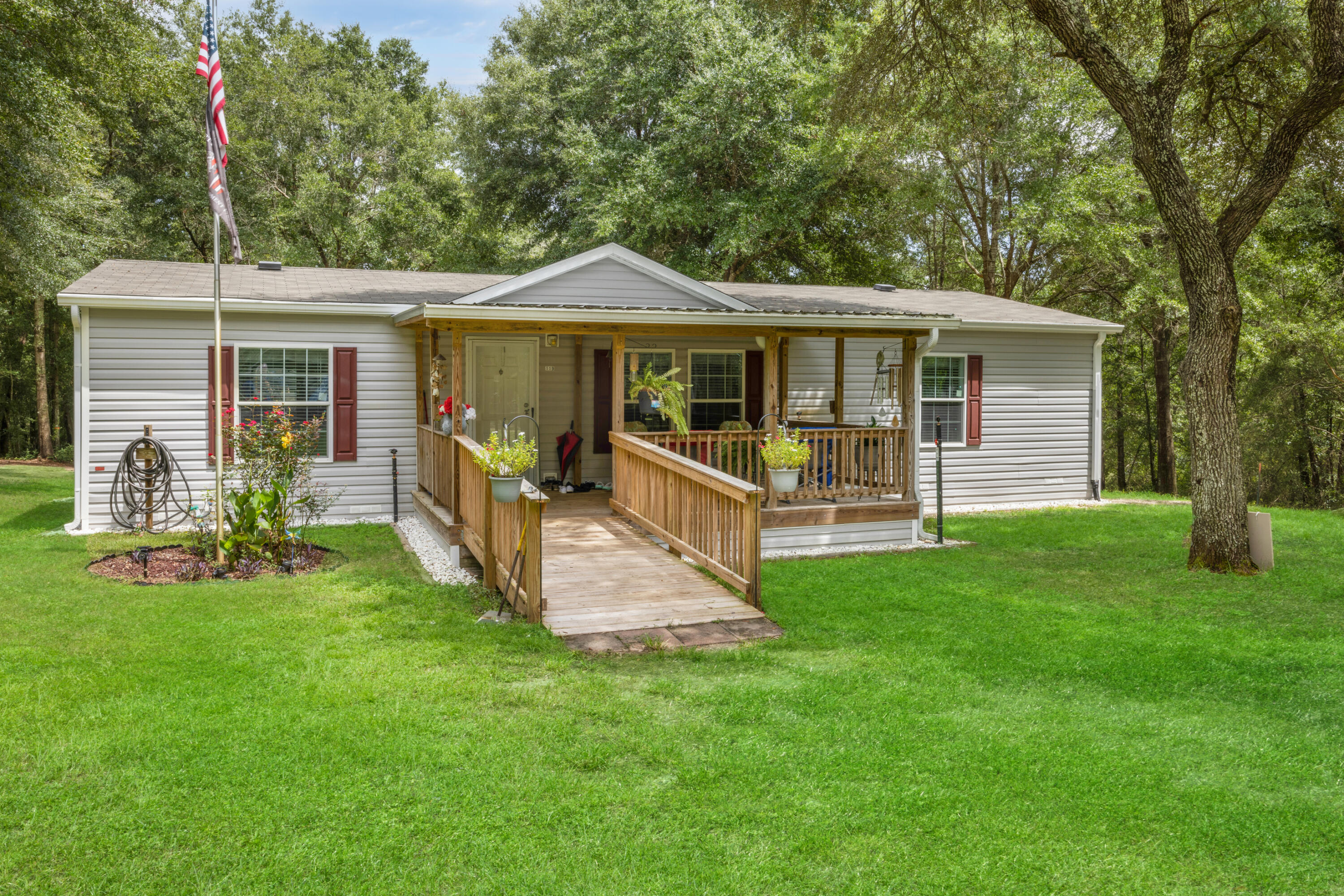 NO RECORDED SUBDIVISION - Residential
