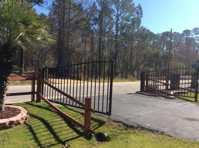 HOLLY PINES ESTATES - Residential