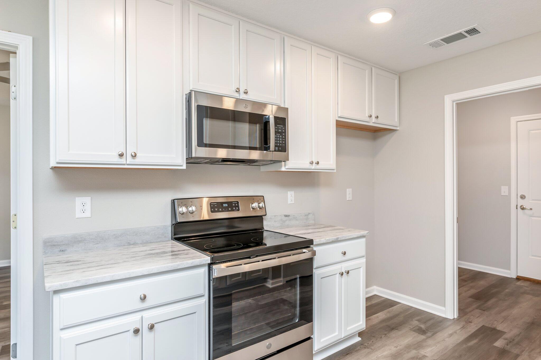 SOUTHERN OAKS - Residential