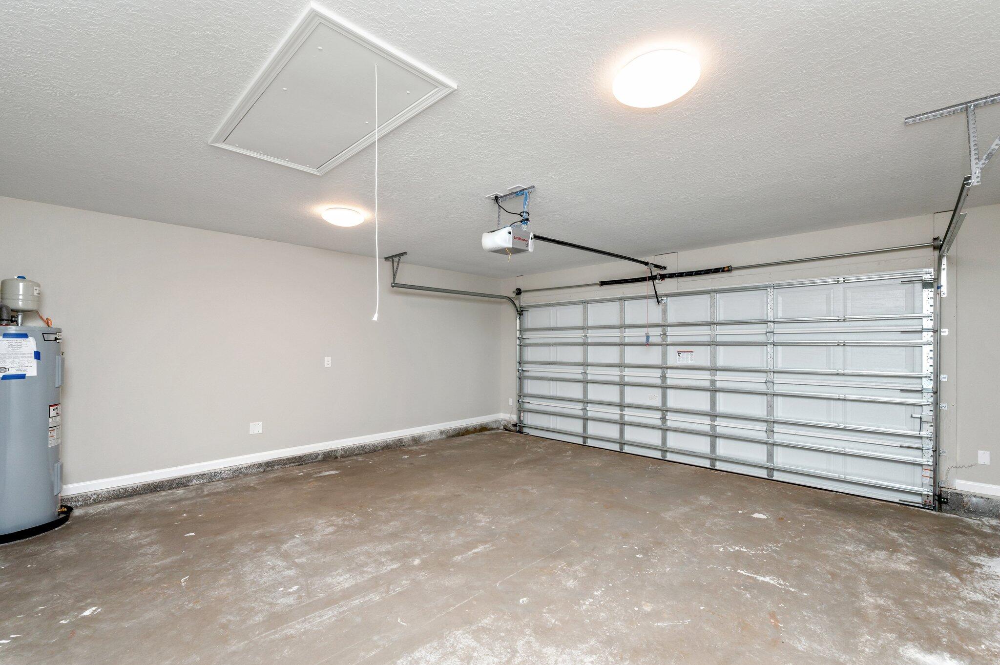 SOUTHERN OAKS - Residential