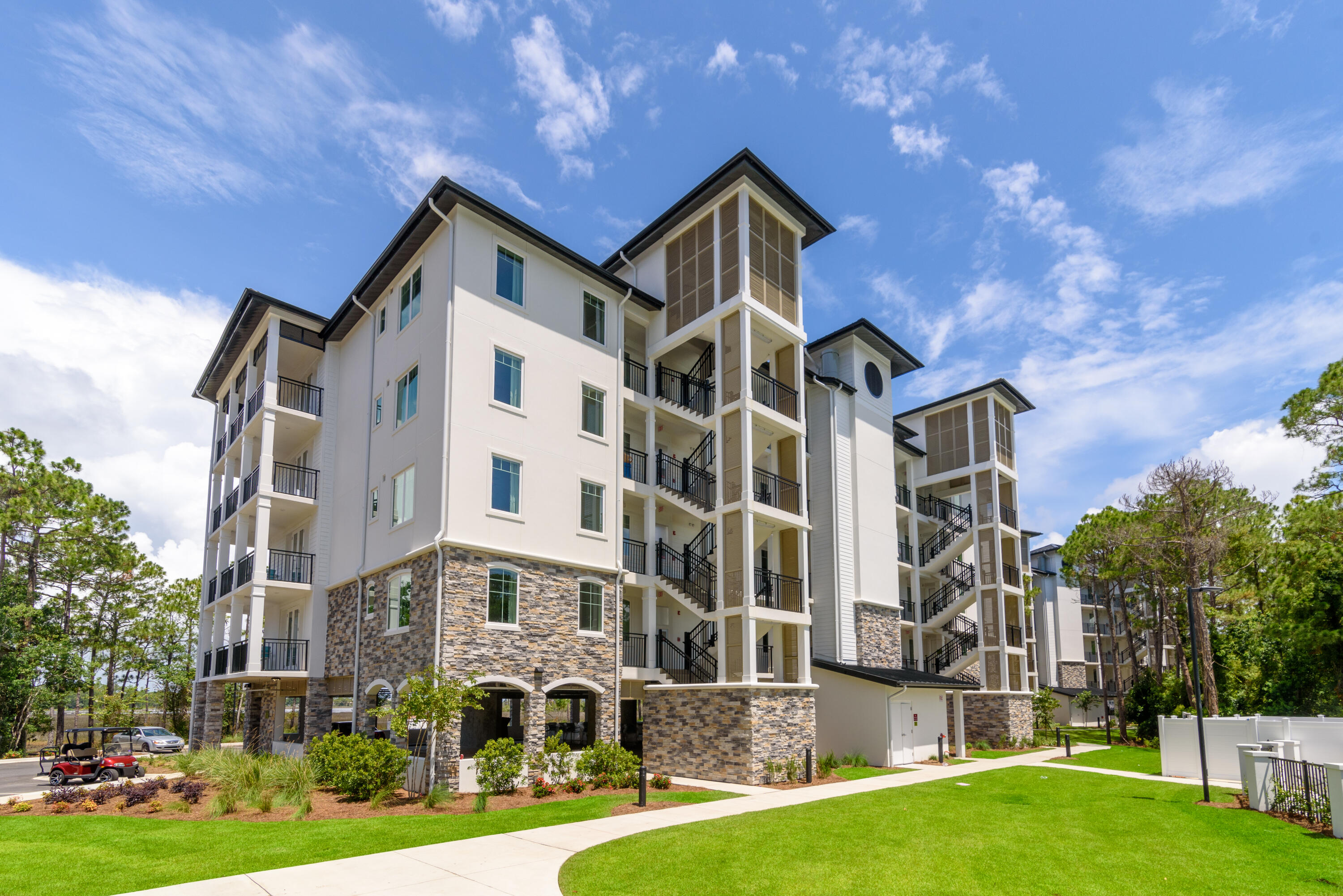 OSPREY POINTE - Residential Lease