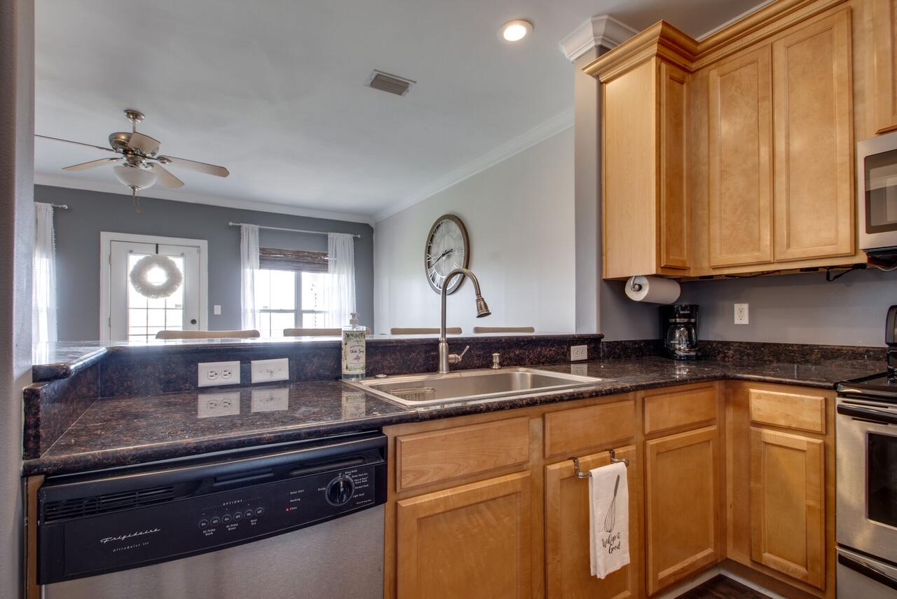 OLD BAY TOWNHOMES - Residential Lease