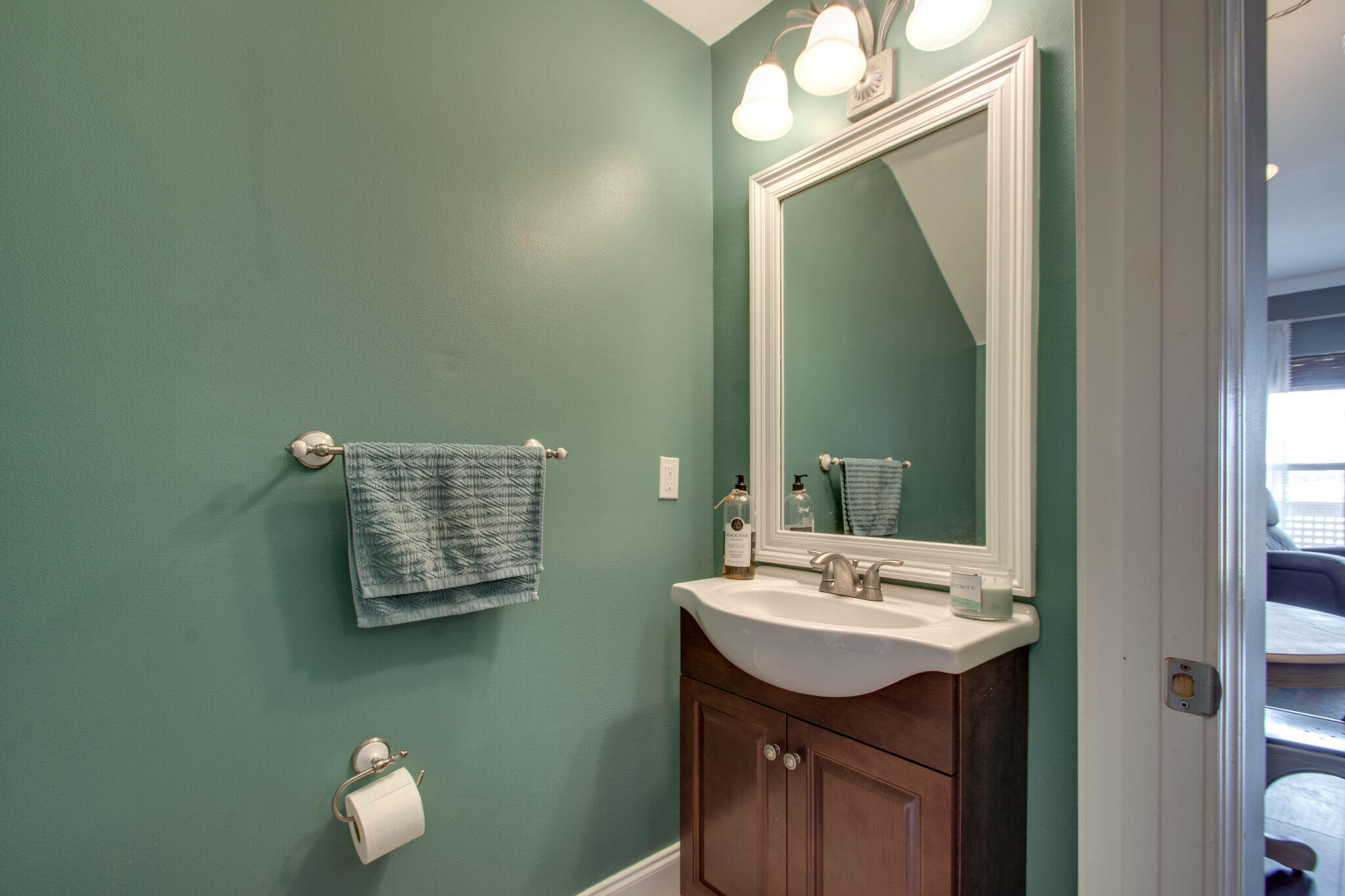 OLD BAY TOWNHOMES - Residential Lease