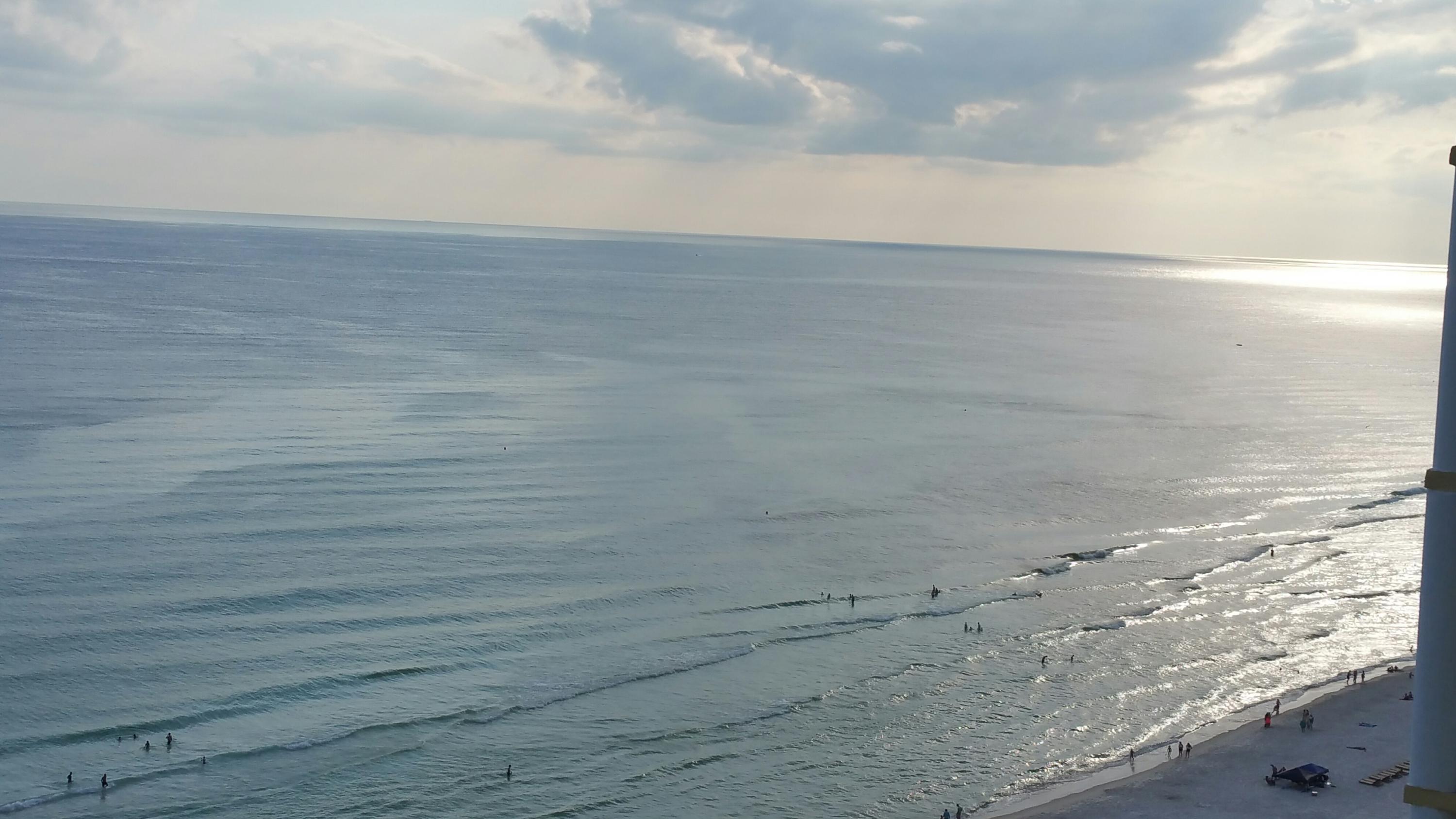 TWIN PALMS RESORT - Residential