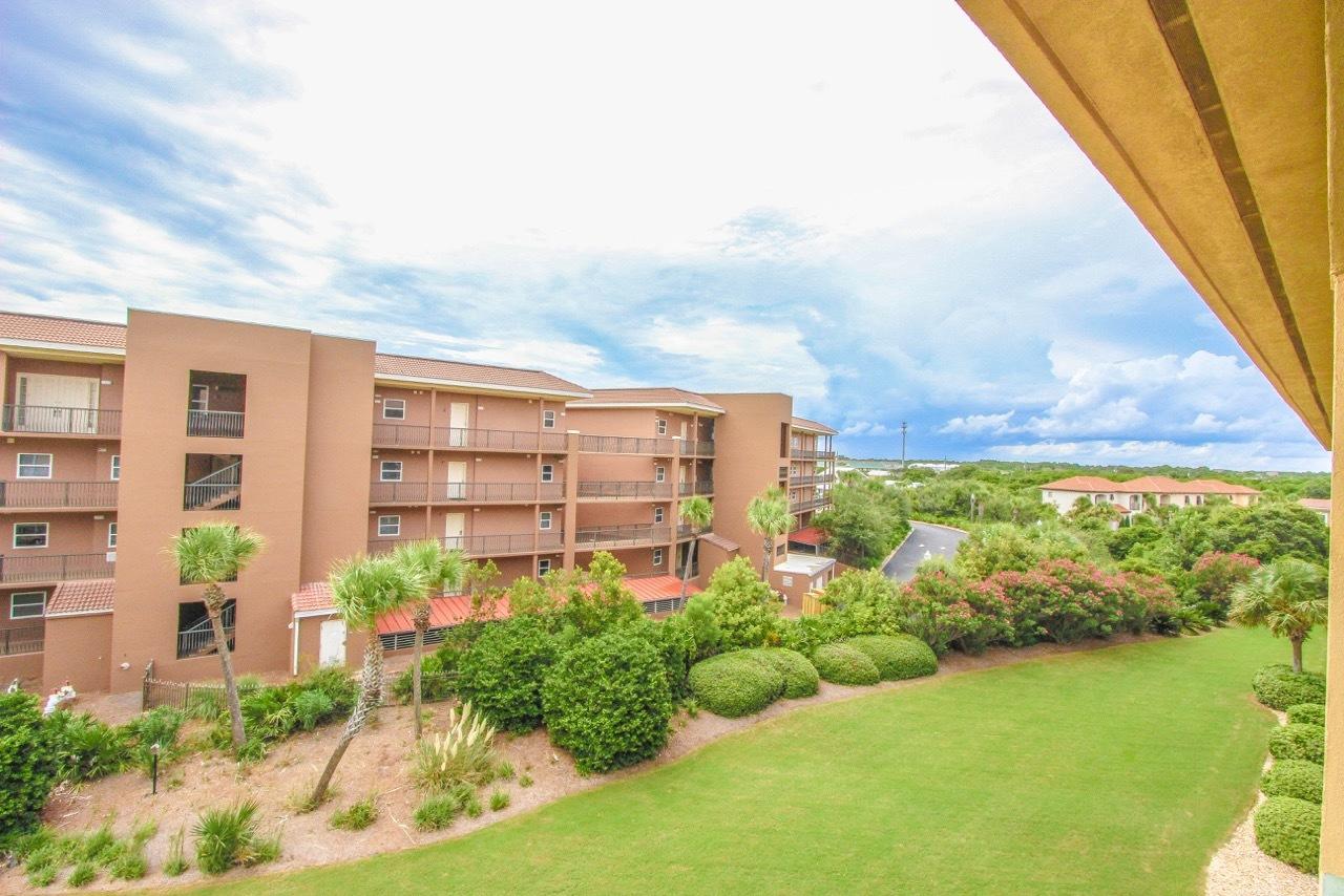 CIBONEY CONDO - Residential