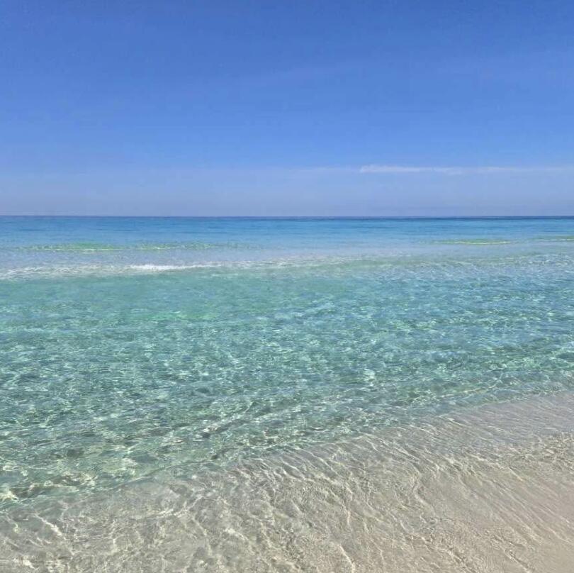 BAHIA CONDO - Residential