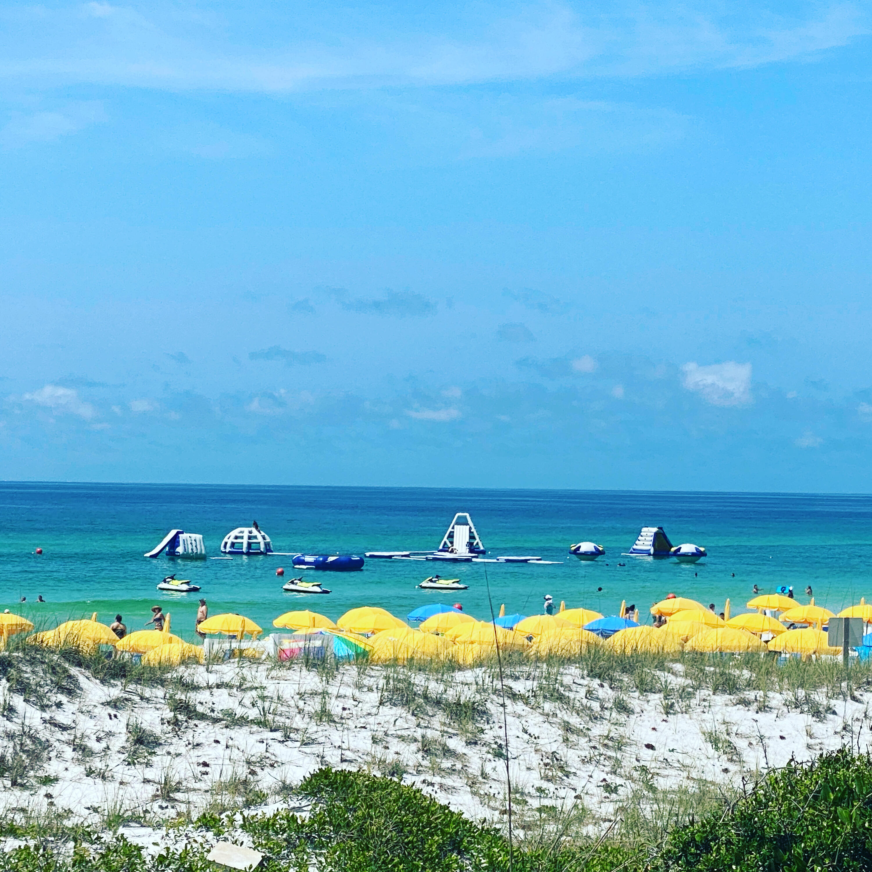 BAHIA CONDO - Residential