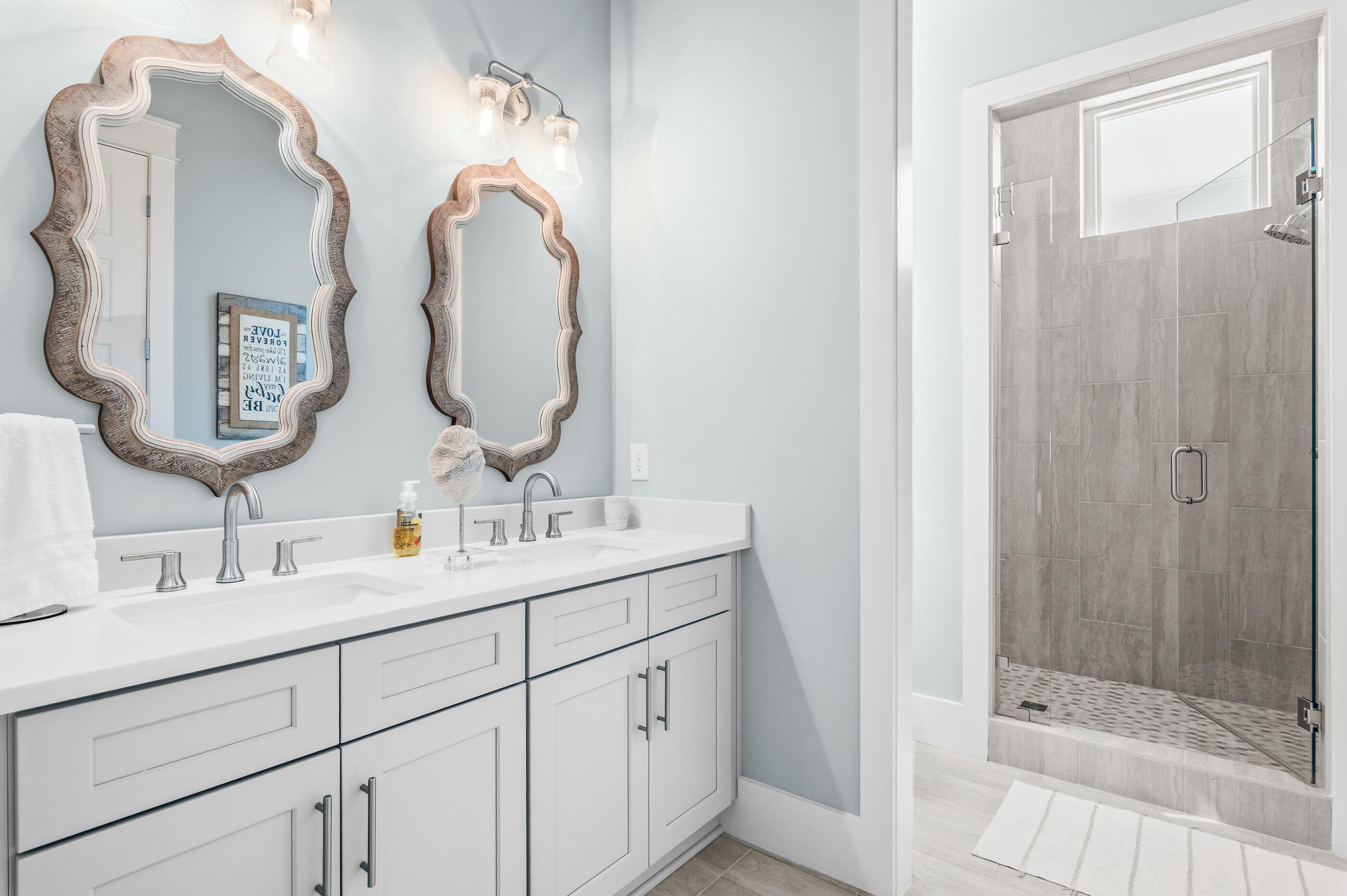 SANTA ROSA RIDGE UNIT 1 - Residential