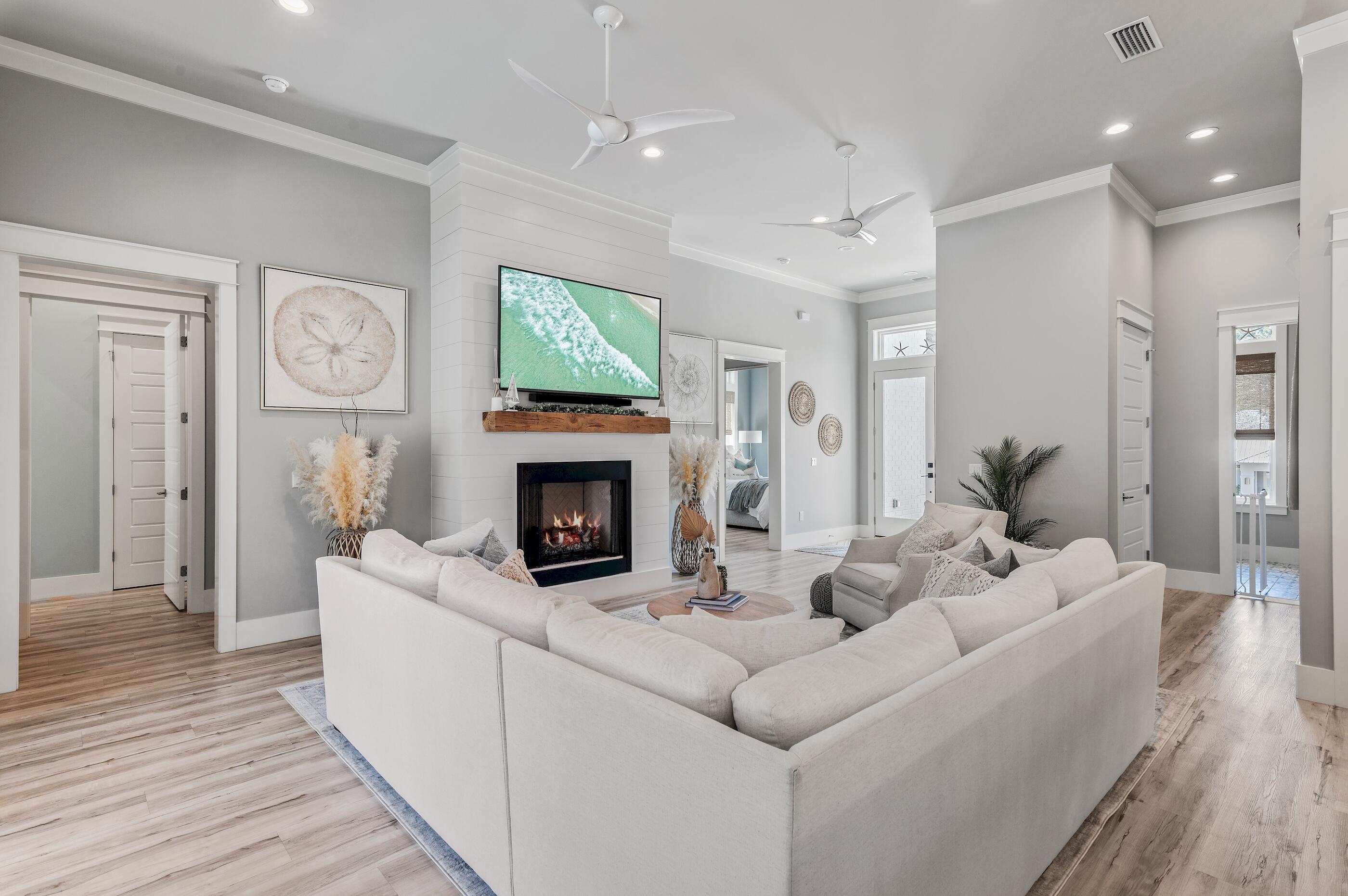 SANTA ROSA RIDGE UNIT 1 - Residential