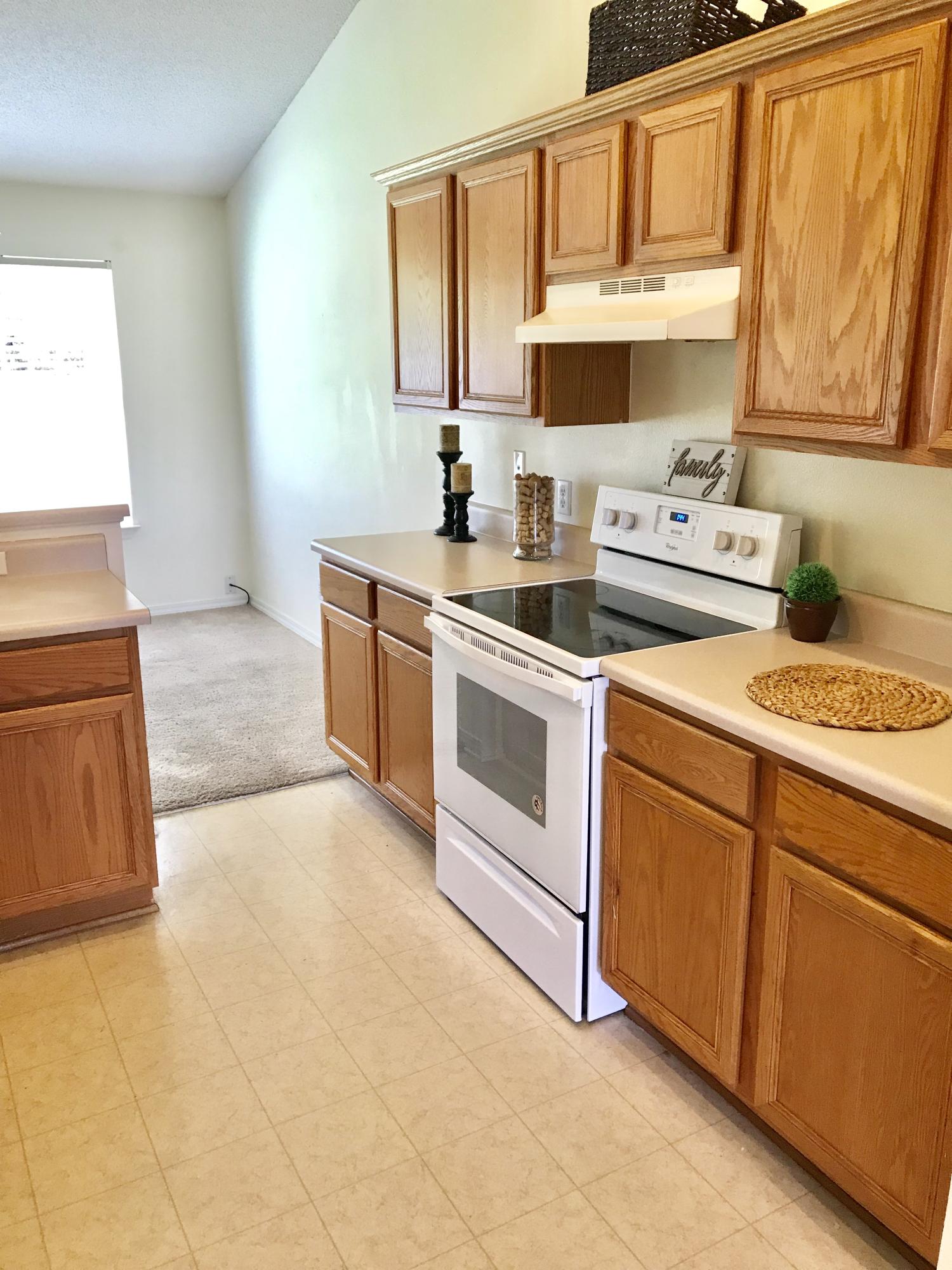 ASHWOOD 1ST ADDN - Residential