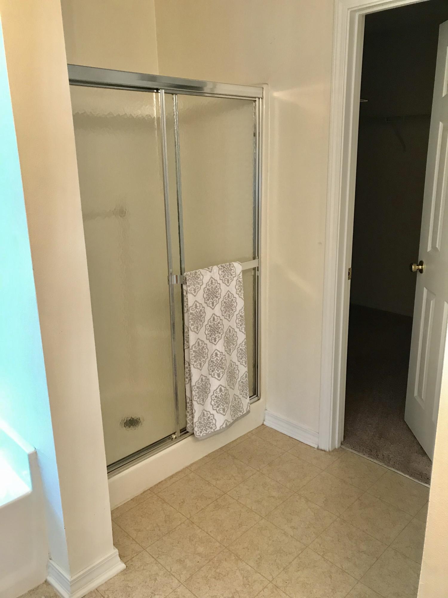 ASHWOOD 1ST ADDN - Residential