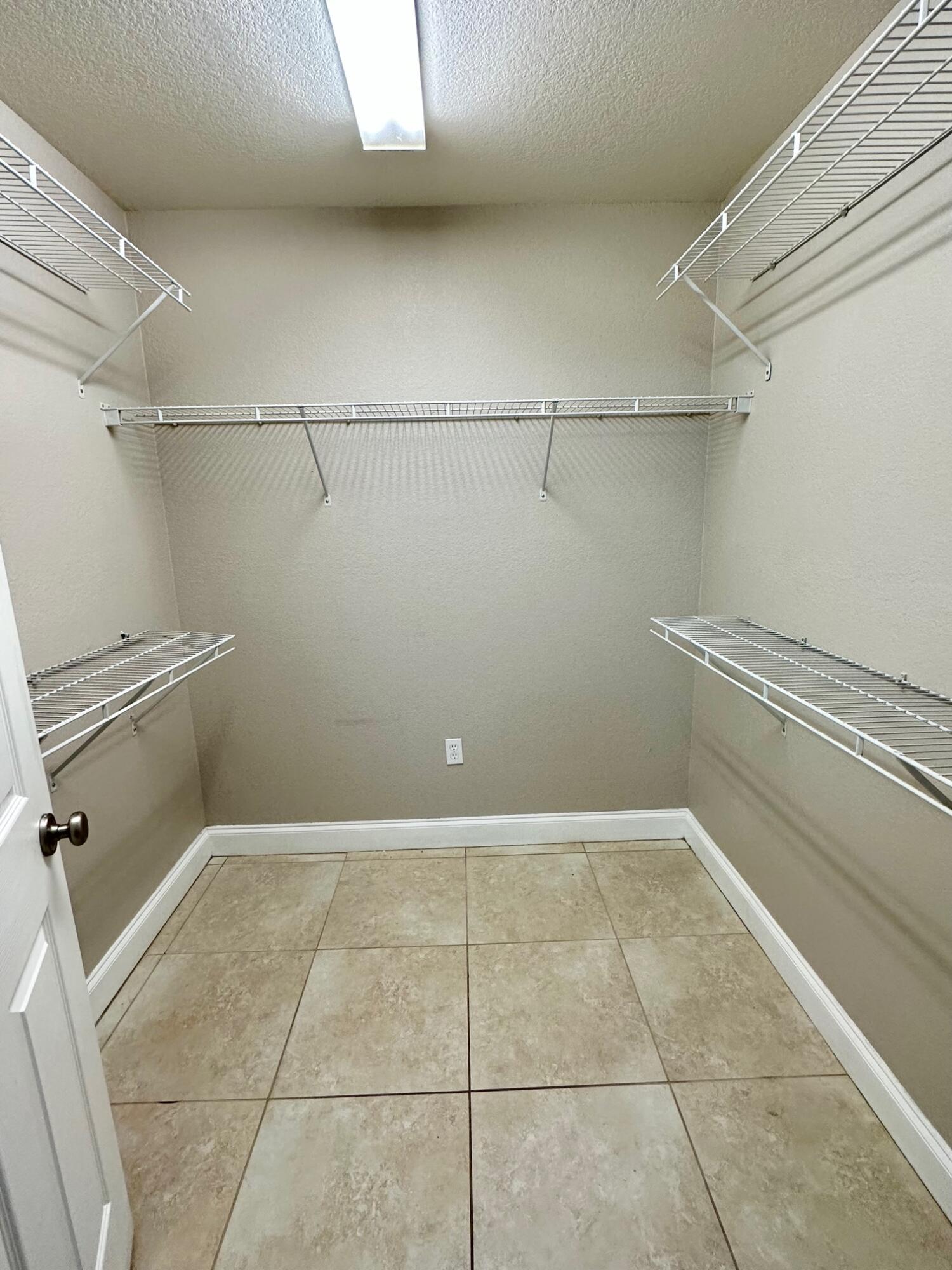 CHANAN ESTATES - Residential Lease