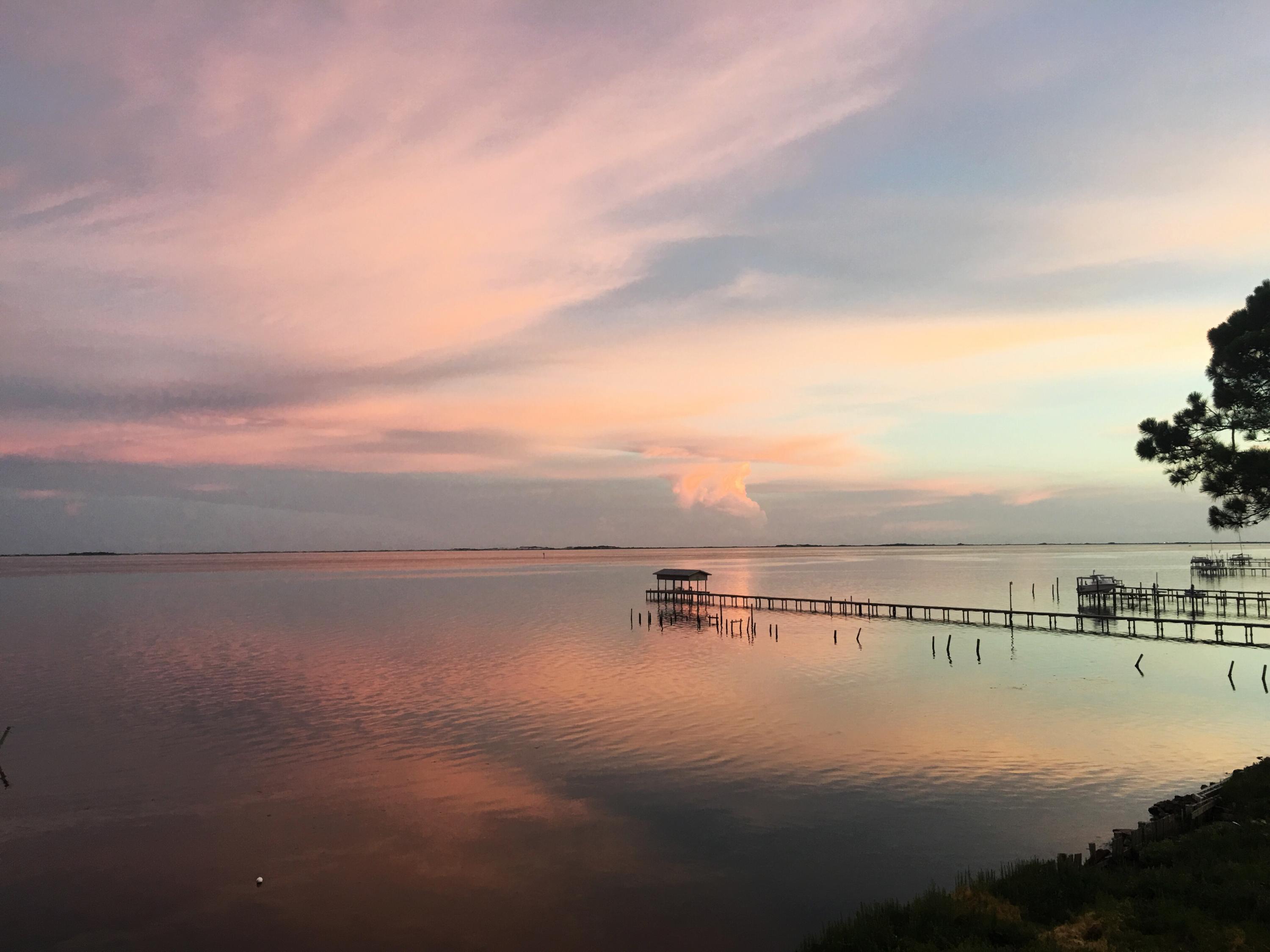 SOUNDWIND CONDO - Residential